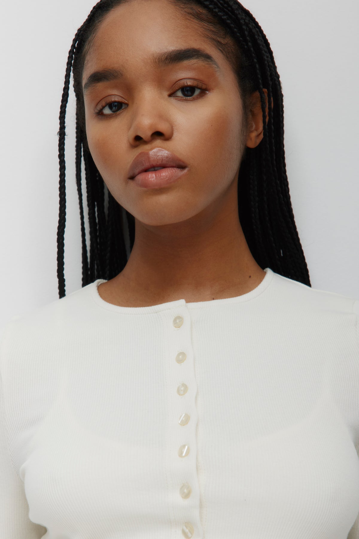 Cardigan à col ras du cou pour femmes en guimauve