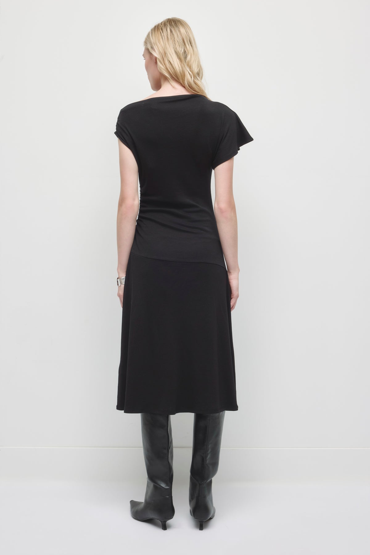 Robe Asymétrique Dana pour femme en noir
