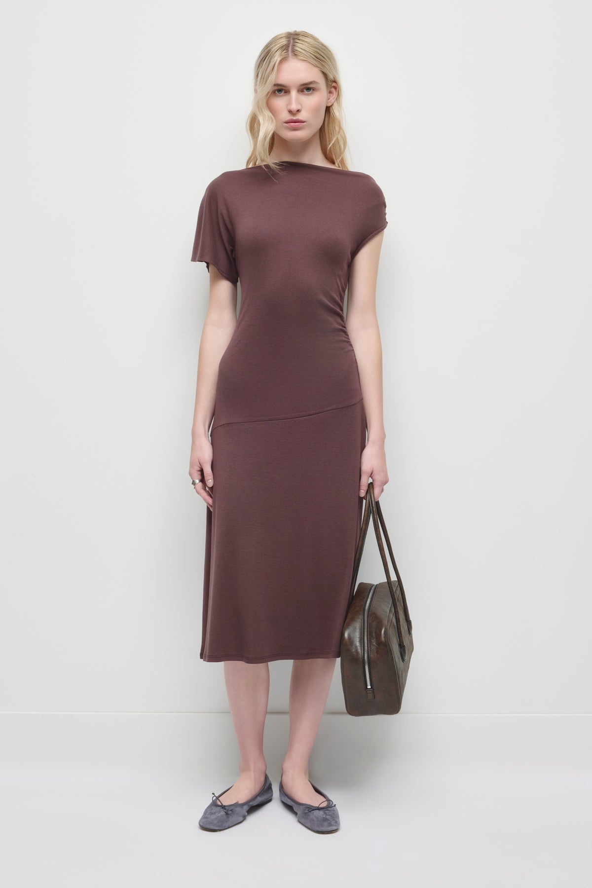 Model is 5’8” and is wearing a size XS.