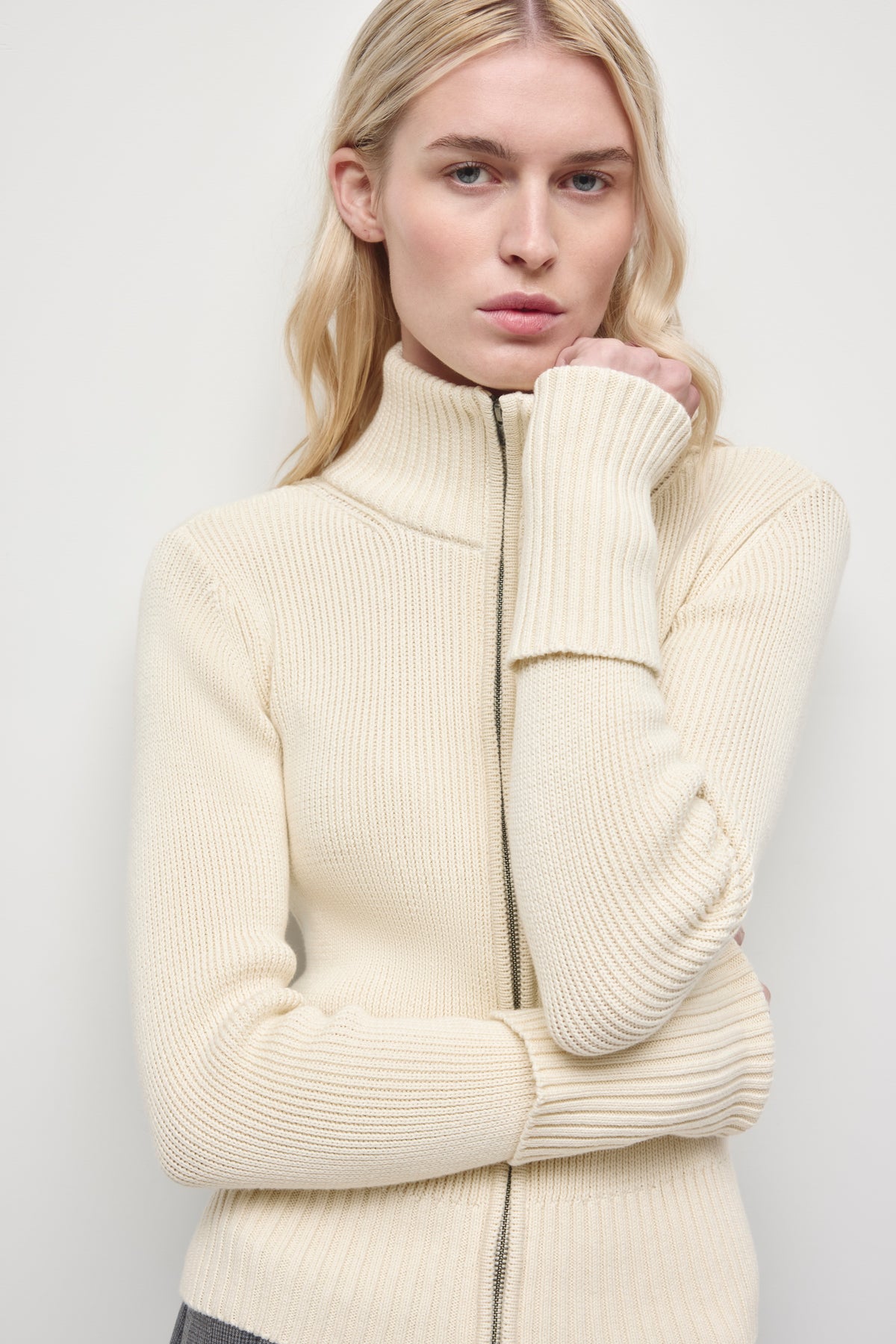Women's Elara Zip-up Sweater in Marshmallow