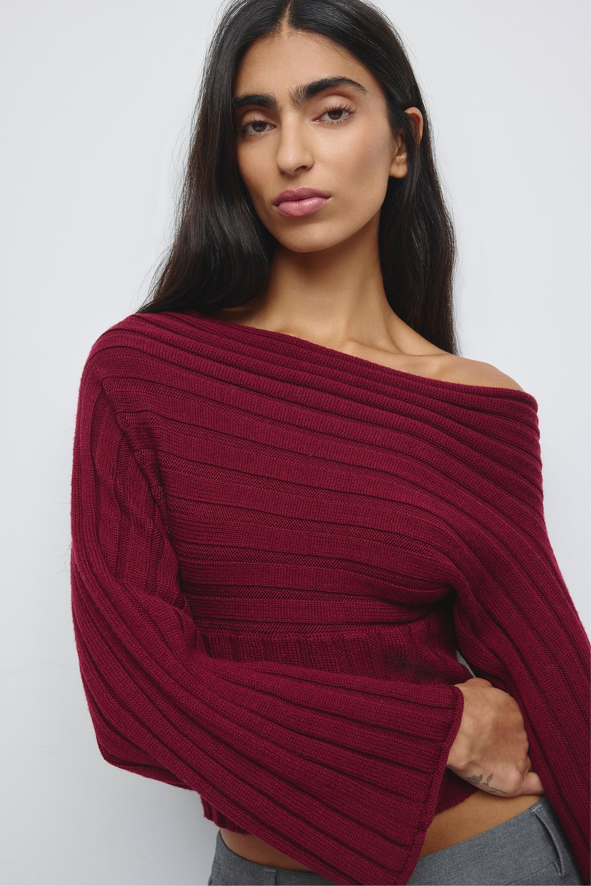 Women's Elina Convertible Sweater in Tawny Port