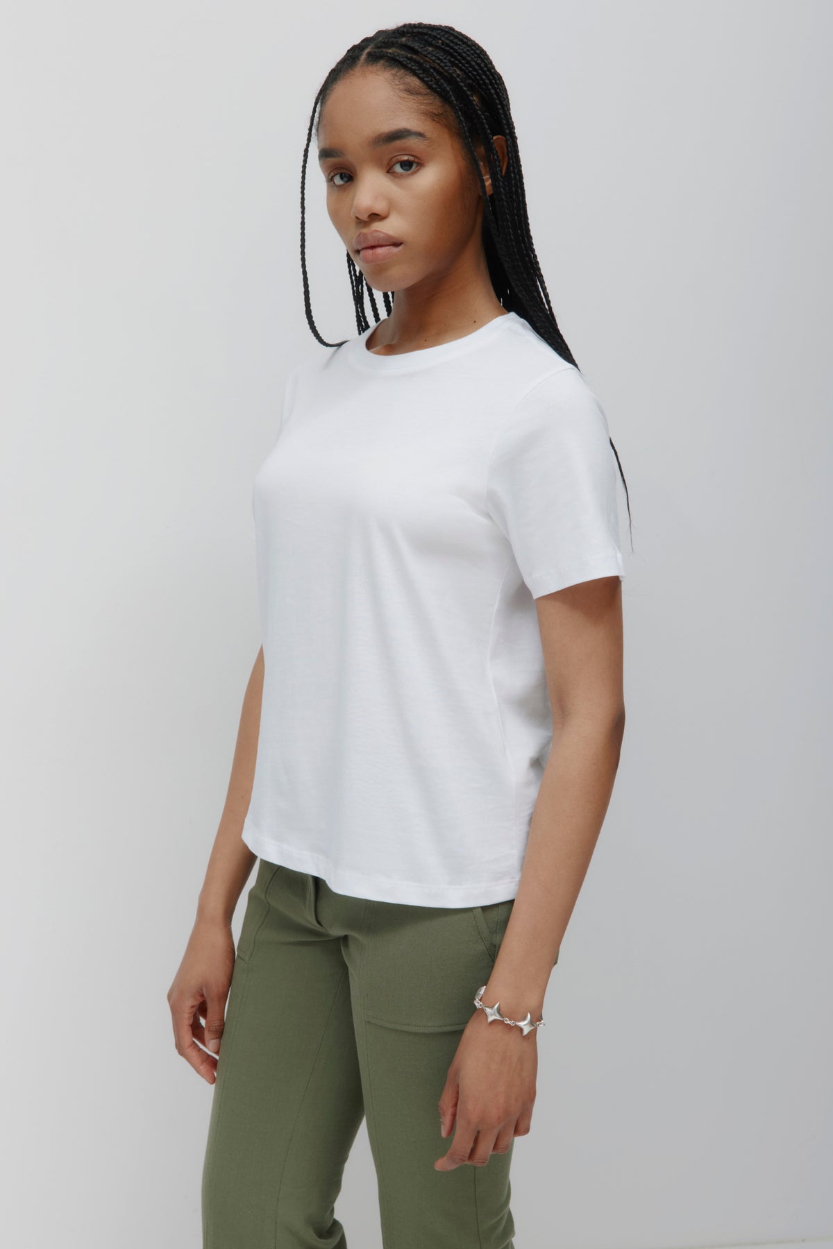 Coupe essentielle pour femmes en blanc