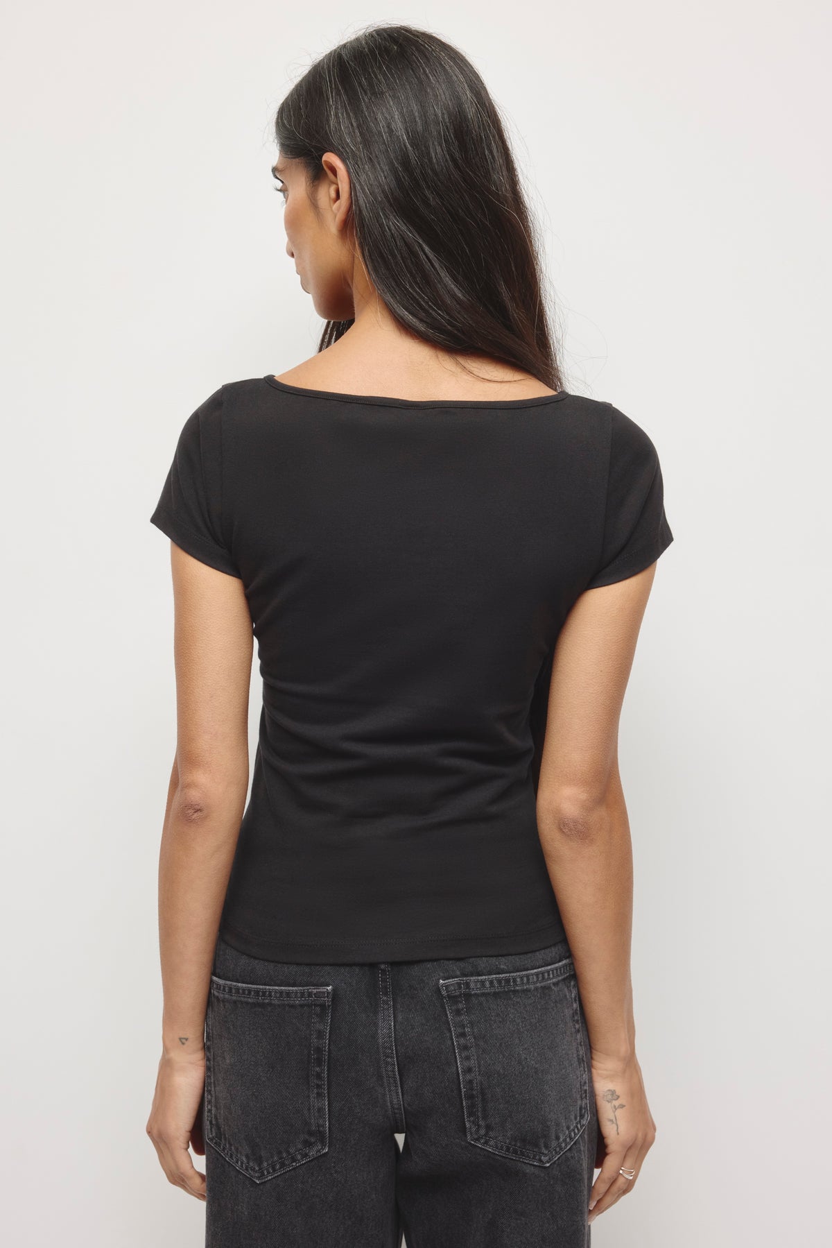 T-shirt Keyhole Layn pour Femme en noir