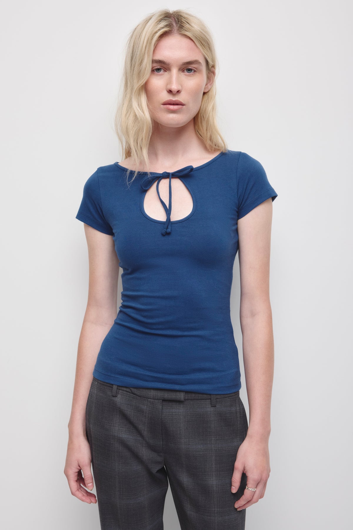 Model is 5'9" and is wearing a size XS.