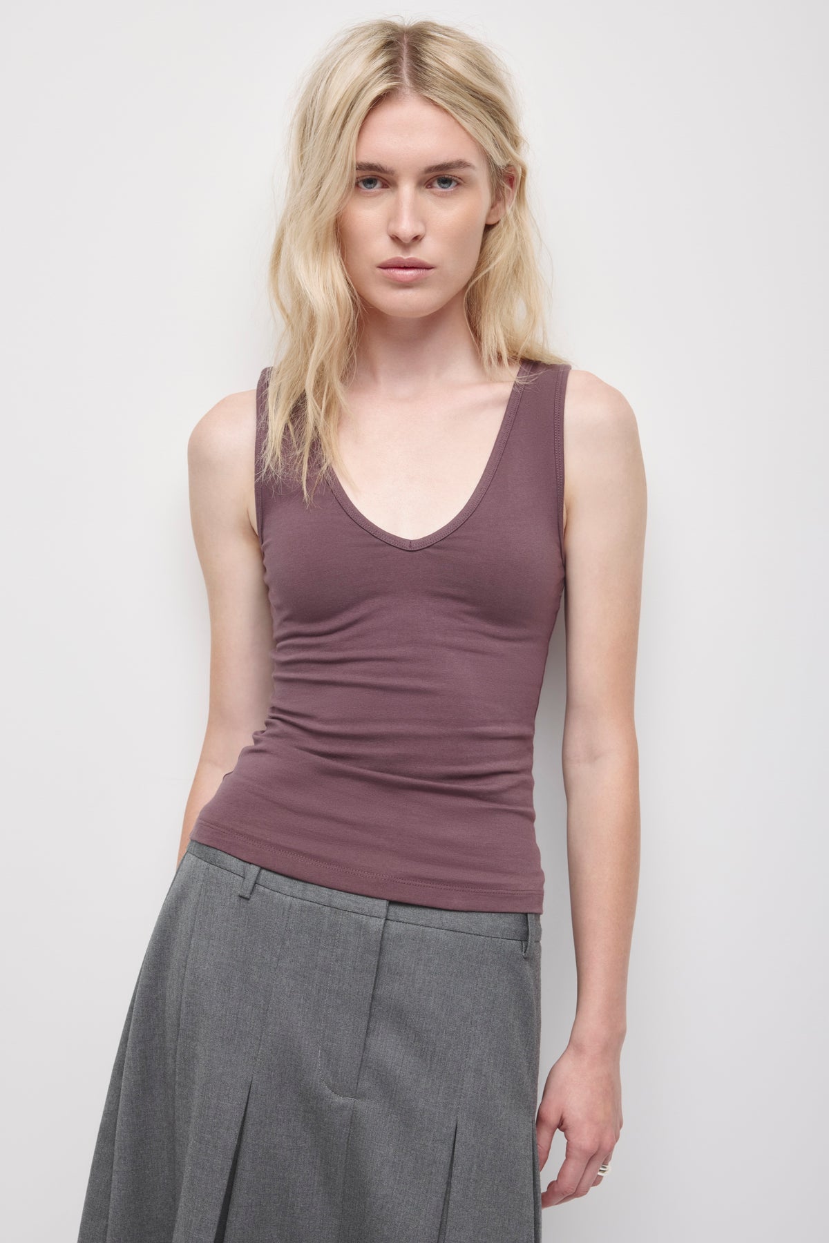 Model is 5'10" and wearing a size XS.
