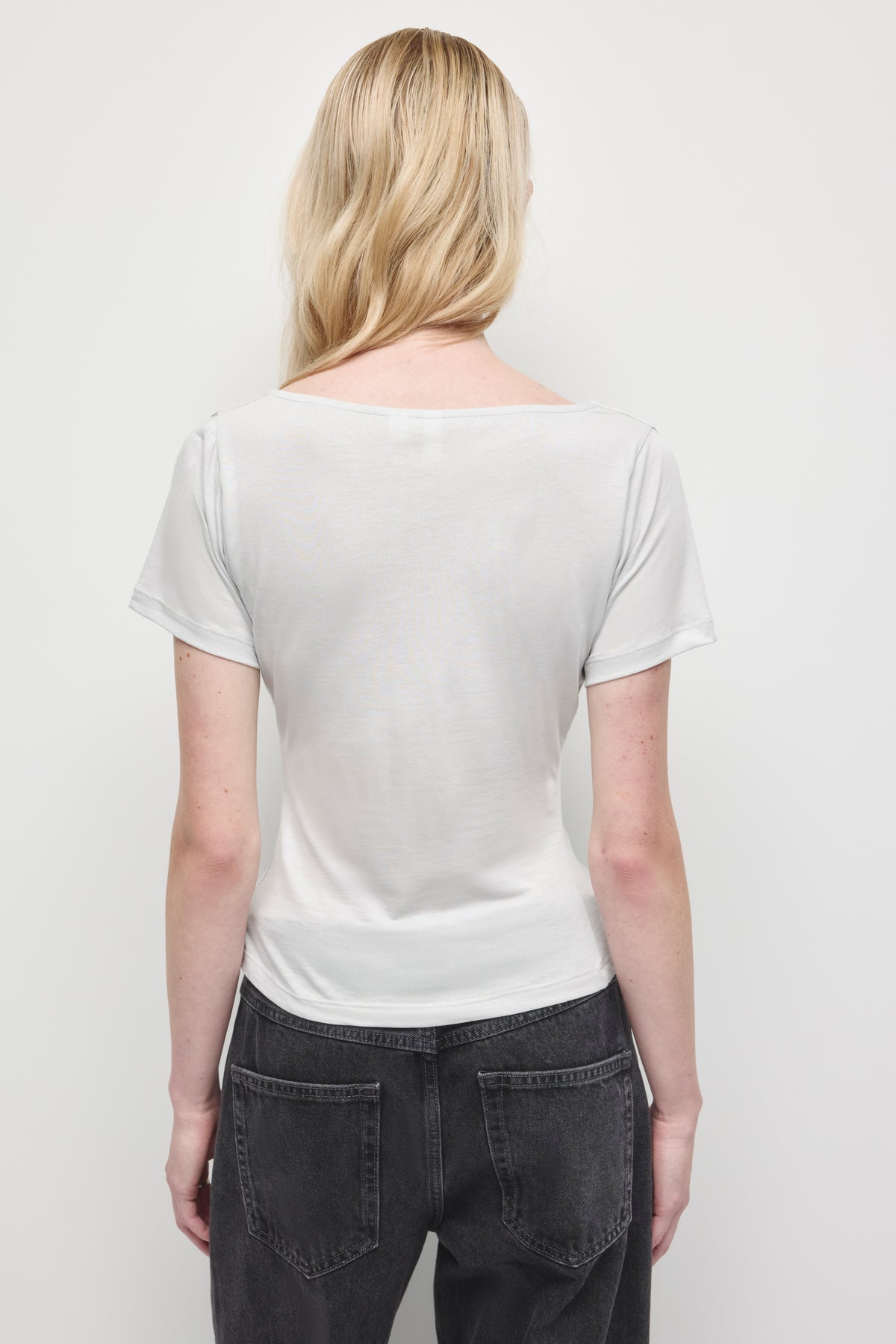 Women's Lina Cowl Neck Tee in Haze