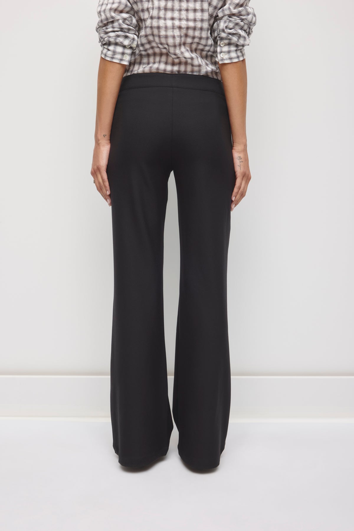 Women's Mira Flat Front Pant in Black