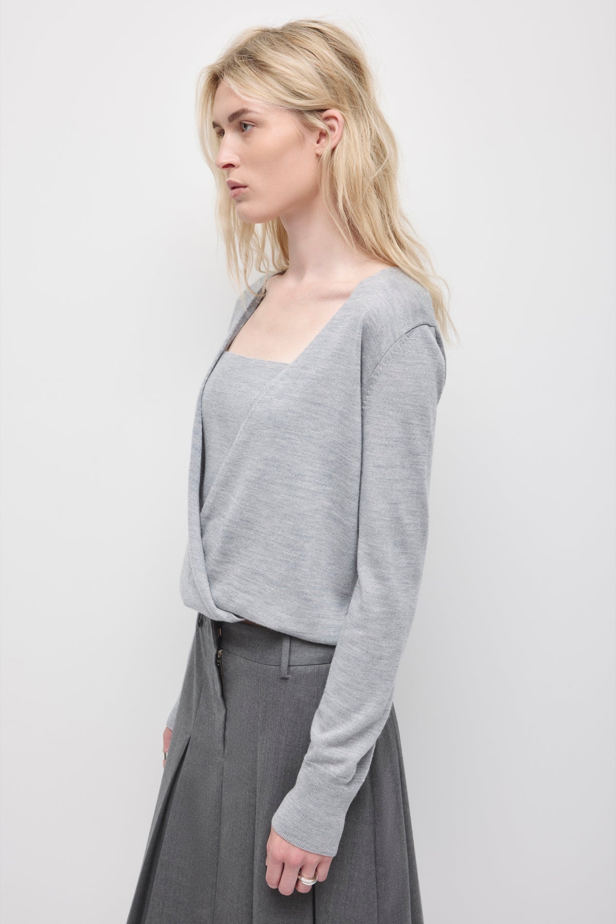 Women's Mona Merino Wrap Sweater in Light Grey Melange