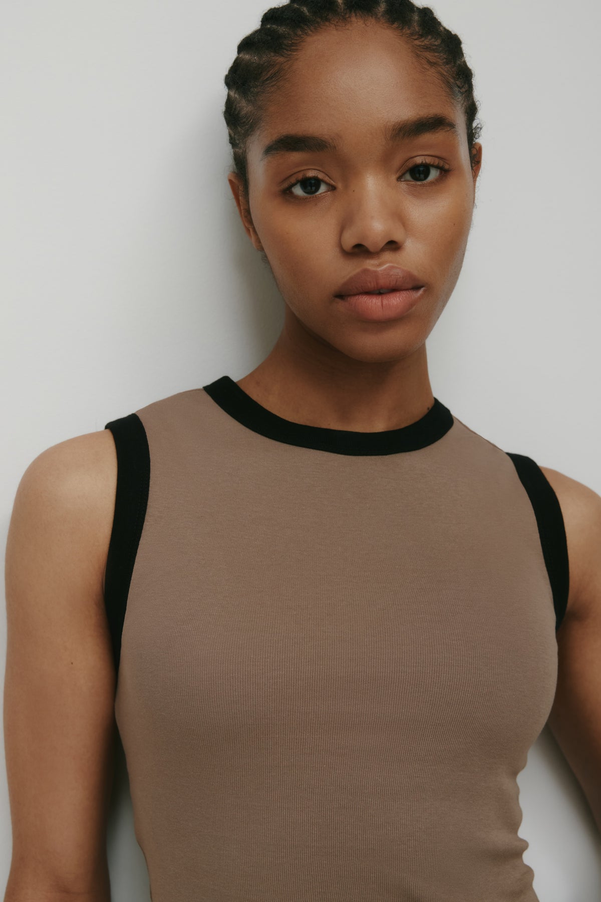 Débardeur musclé pour femmes en taupe/Noir