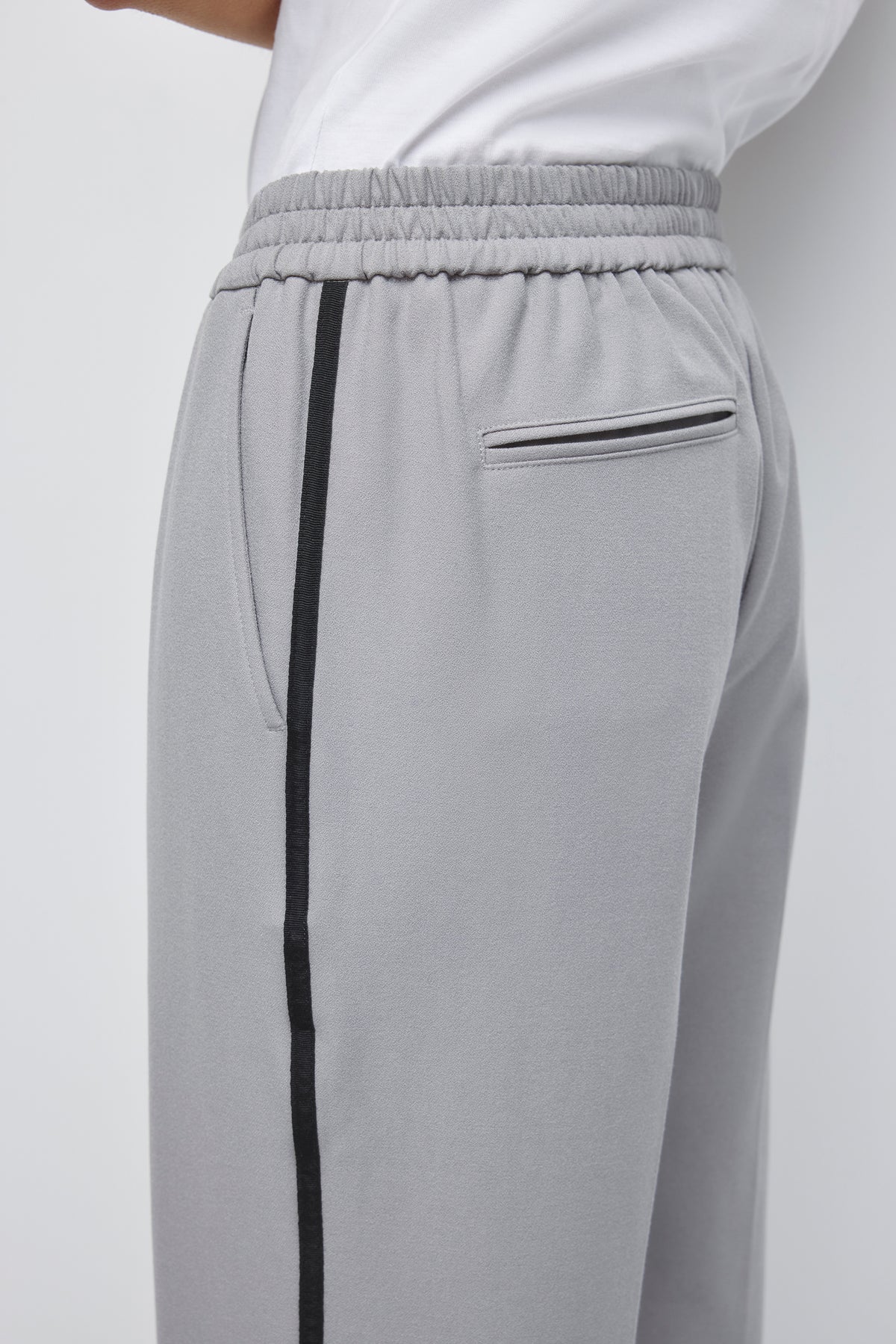 Pantalon Nada pour femme en gypsum