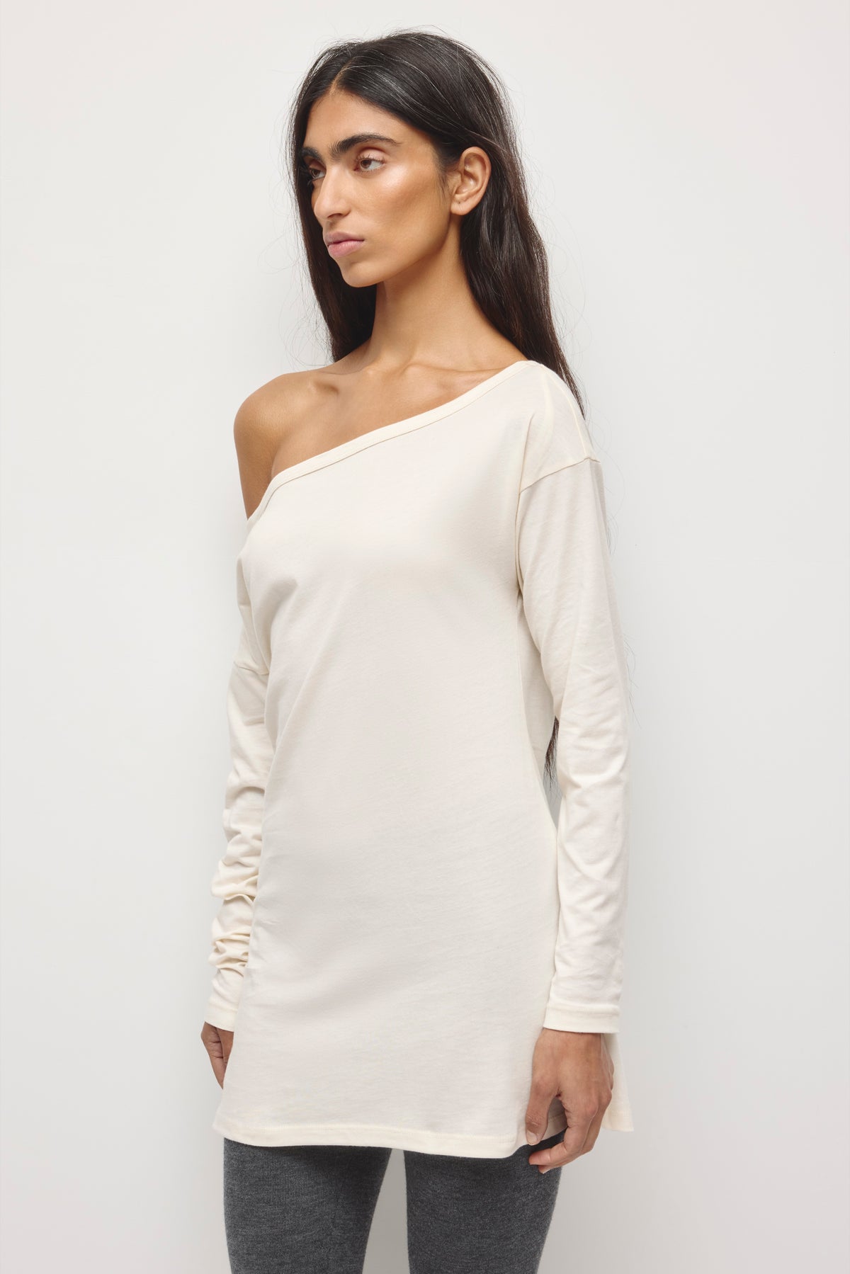 Women's Off Shoulder Longsleeve Tunic in Birch