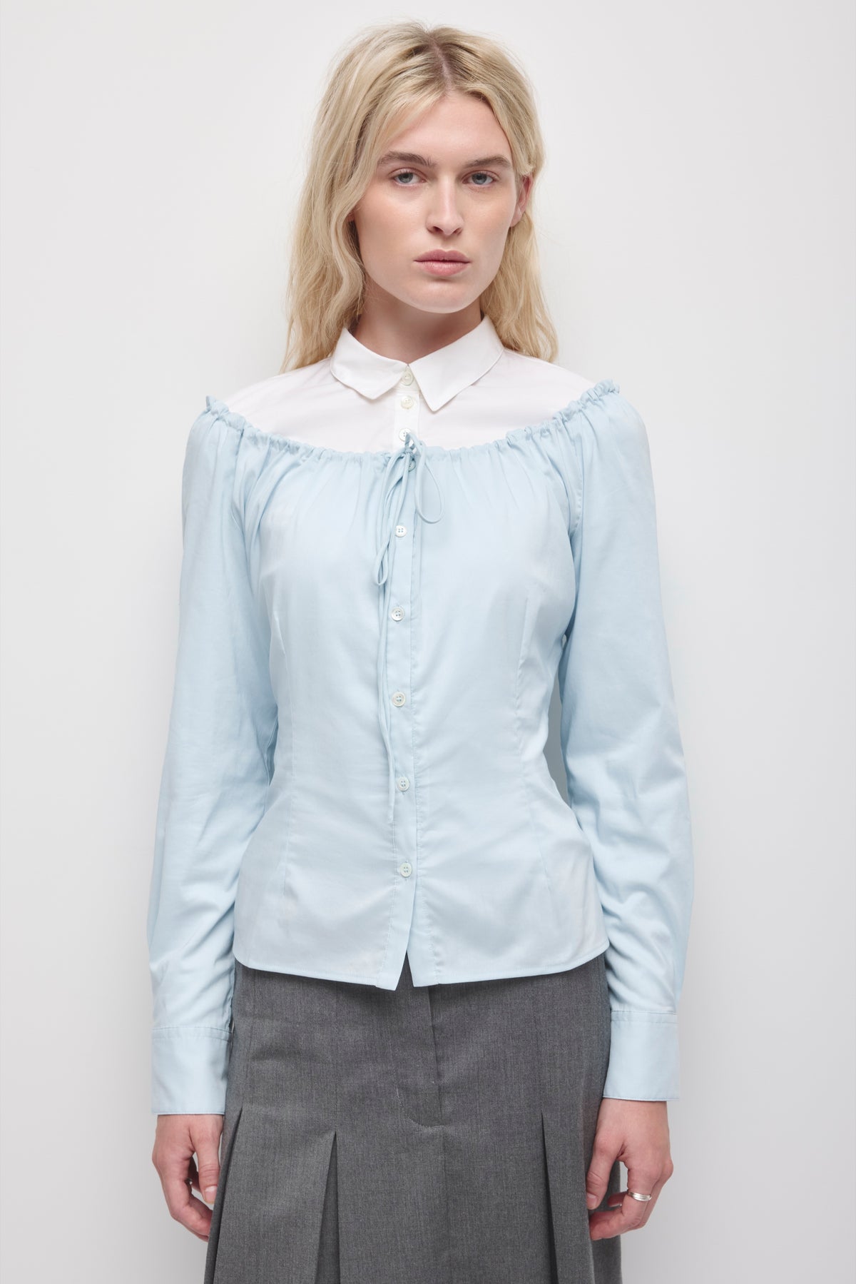 Model is 5'9" and is wearing a size M.