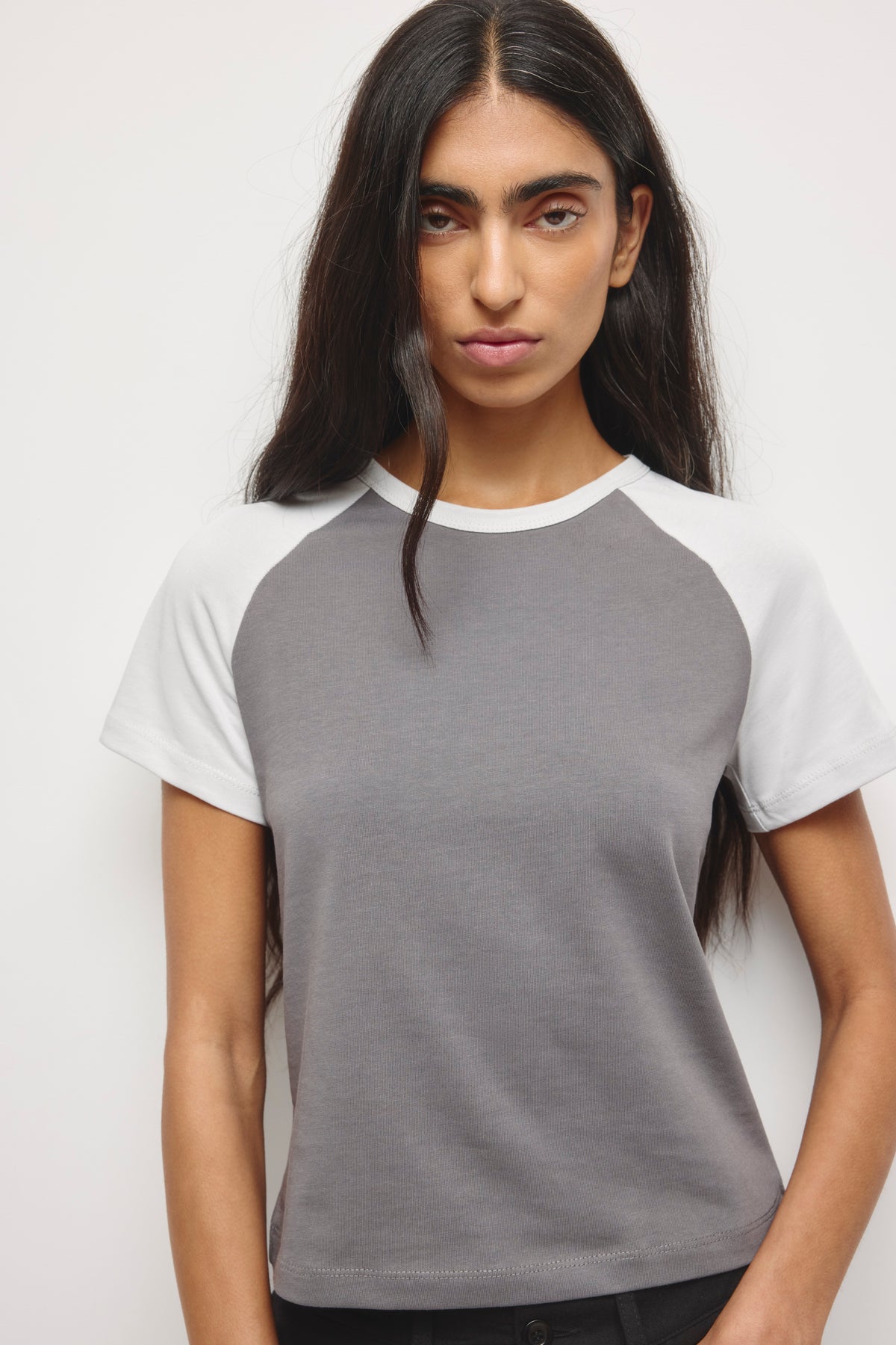 T-shirt Varsity court pour femme en orage/Brume