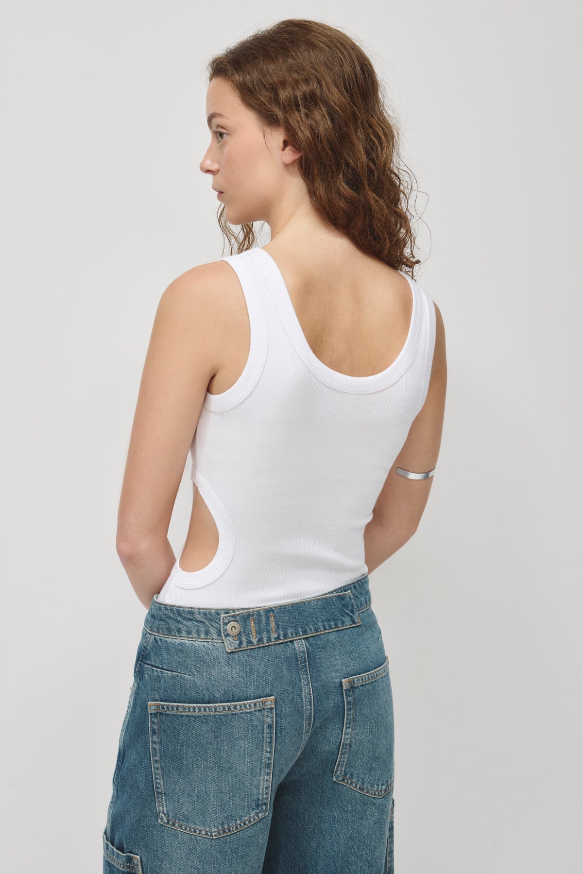 Débardeur à découpe latérale pour femme en blanc