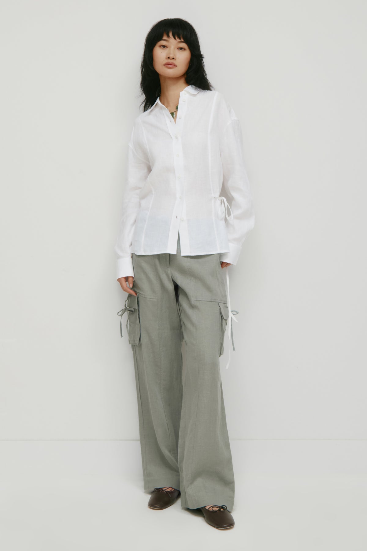 Chemise à nouer en lin Sila pour femme en blanc