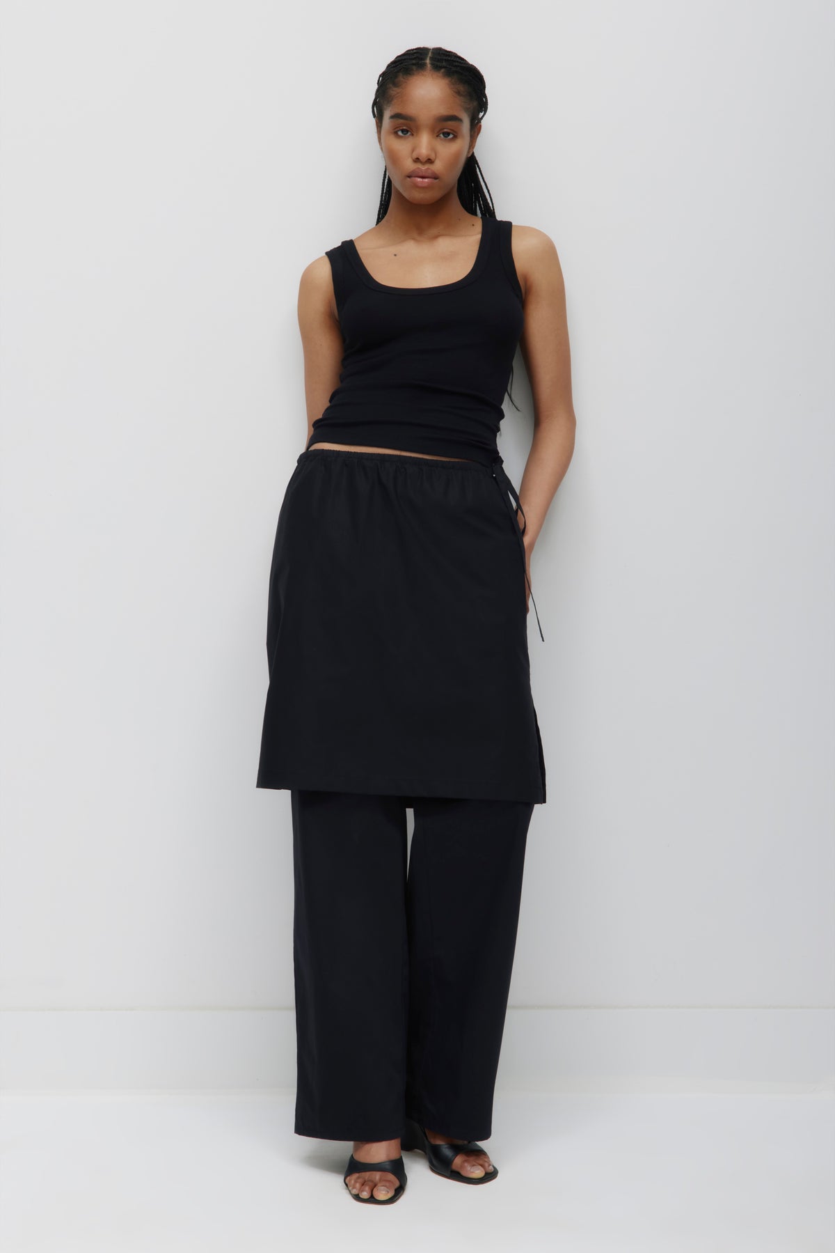 Model is 5’8” and is wearing a size S.