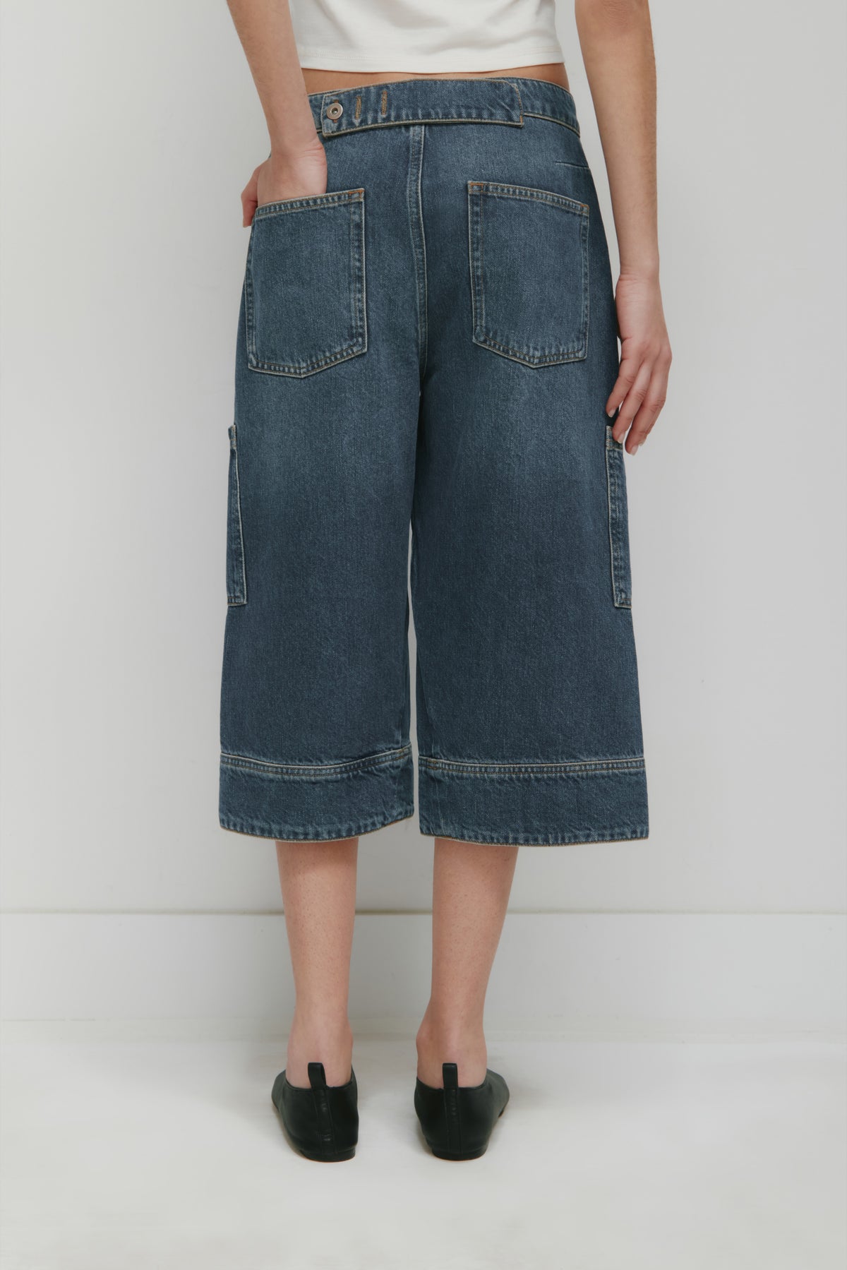 Women's Twisted Seam Long Denim Short in Vintage Wash