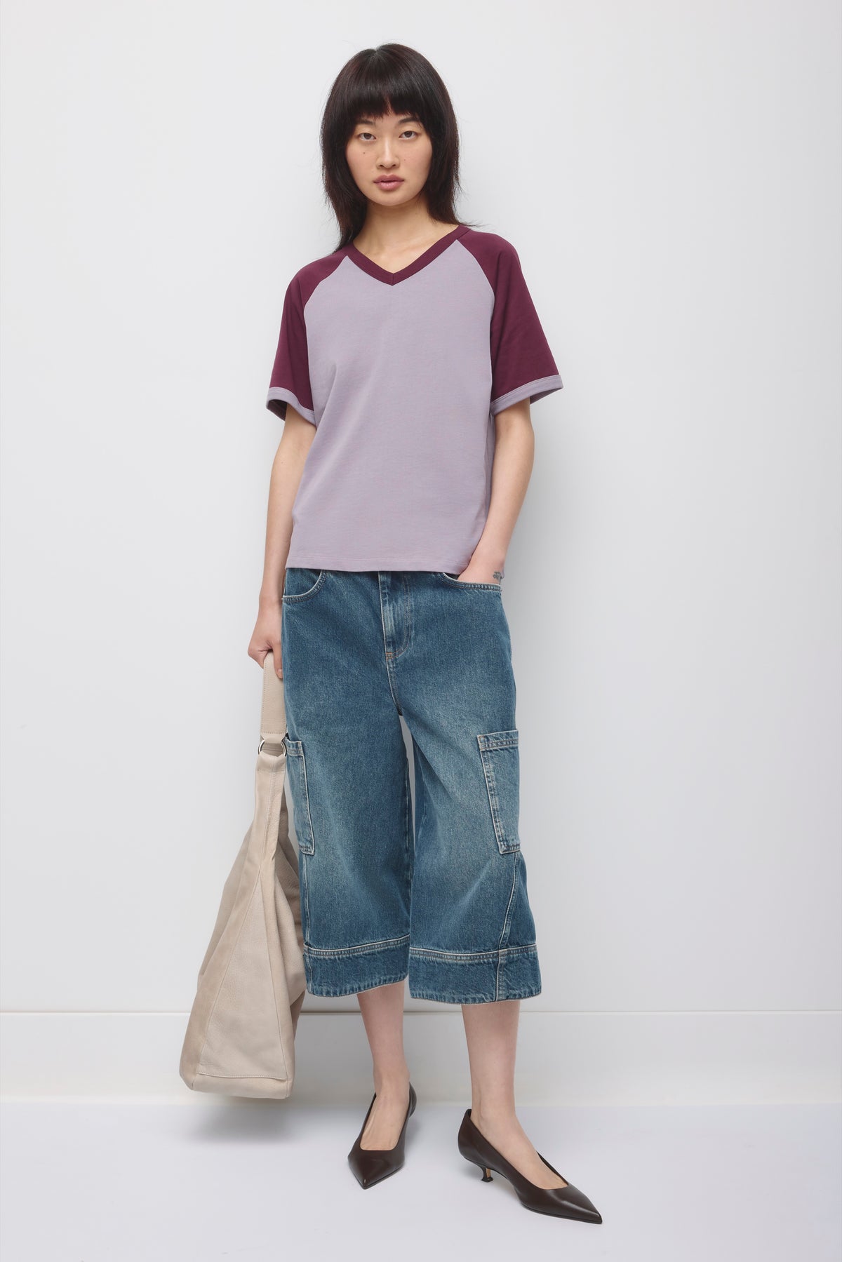 T-shirt Varsity col V femme en raisin poussiéreux/Prune