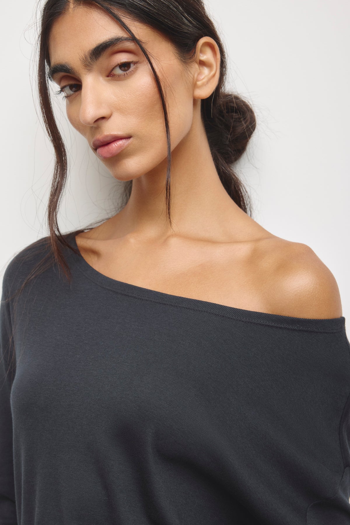 T-shirt à manches longues Zahra Slouch pour femme en noir