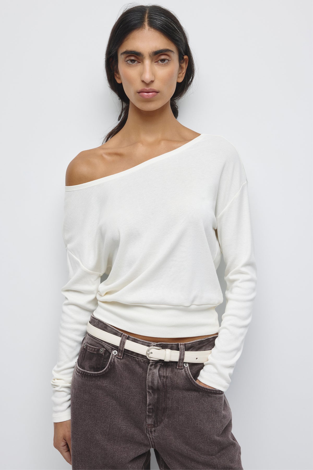 Model is 5’8” and is wearing a size XS.