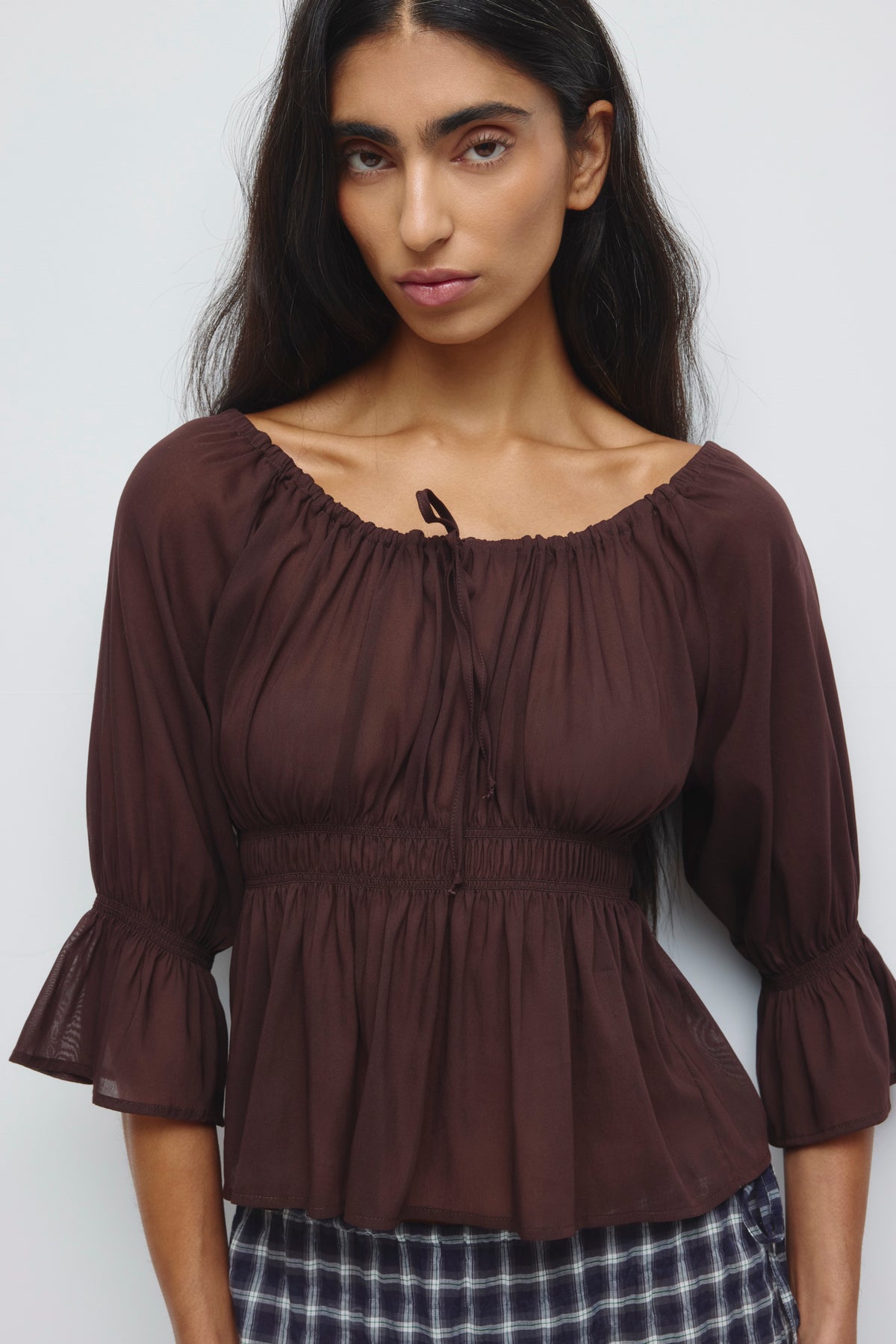 Women's Zaina Ruched Blouse in Chocolate Plum