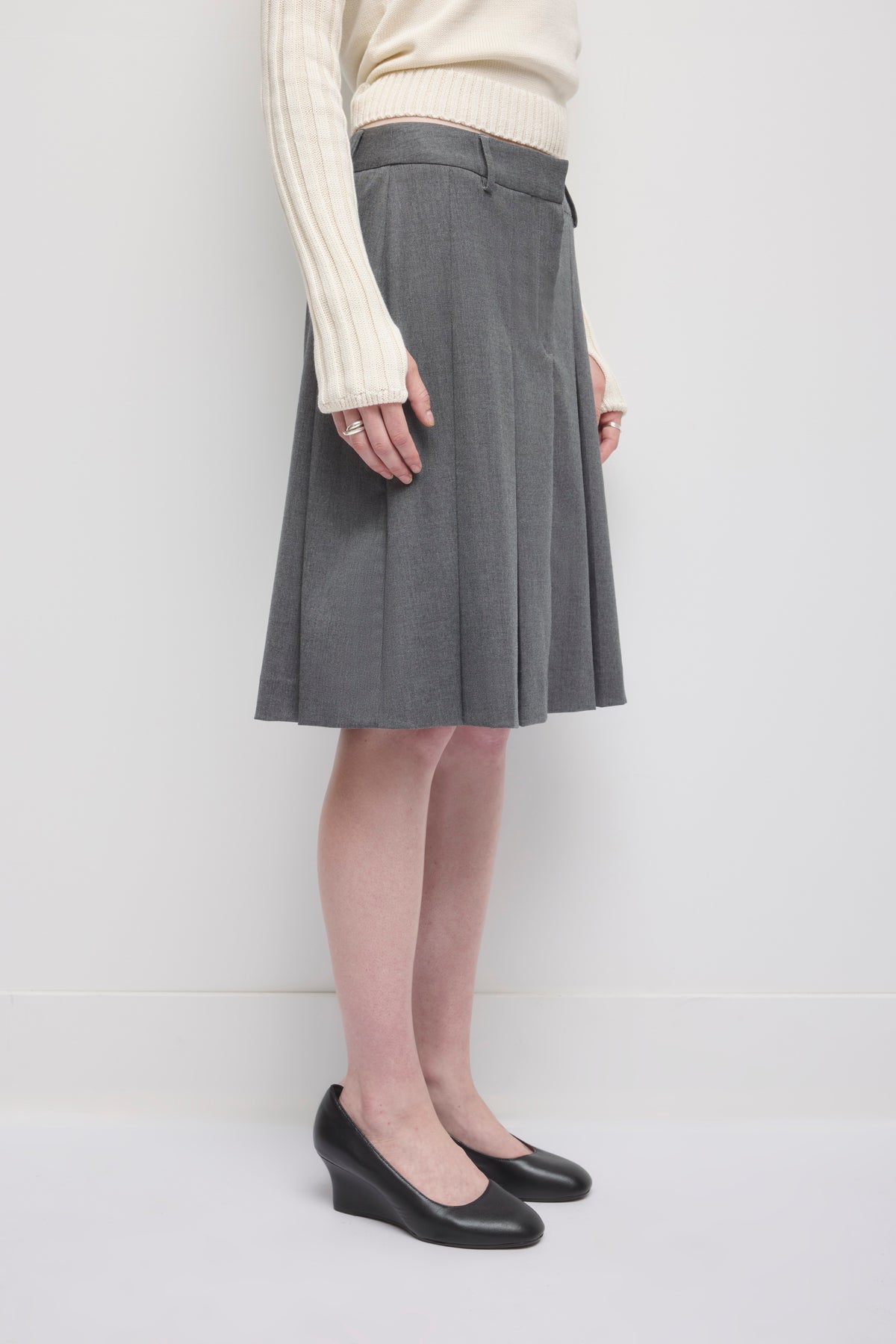 Women's Zaman Pleated Skirt in Charcoal Mix