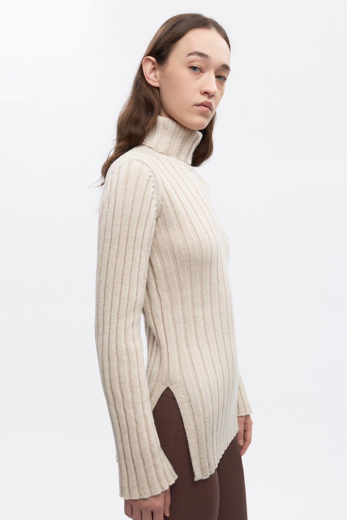 Women's 90's Turtleneck in Oat