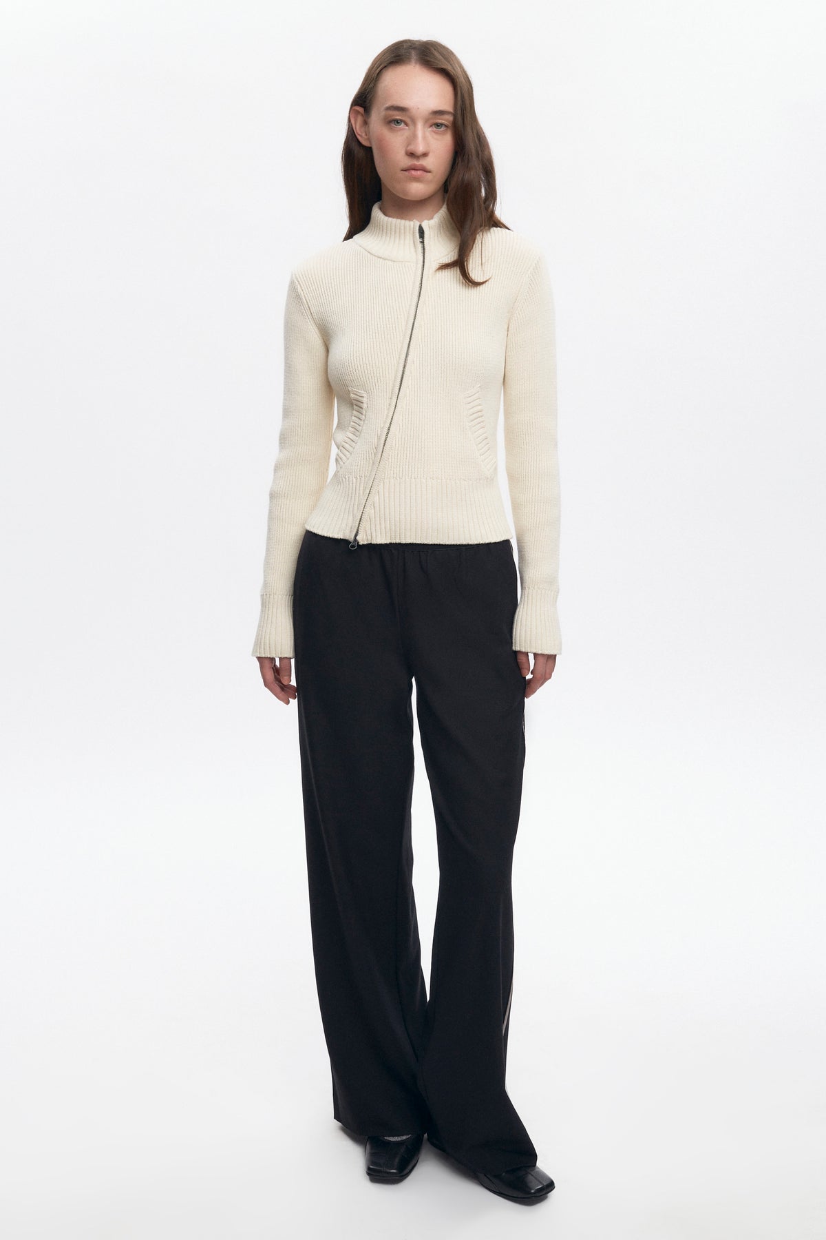 Pull asymétrique à fermeture éclair pour femme en guimauve