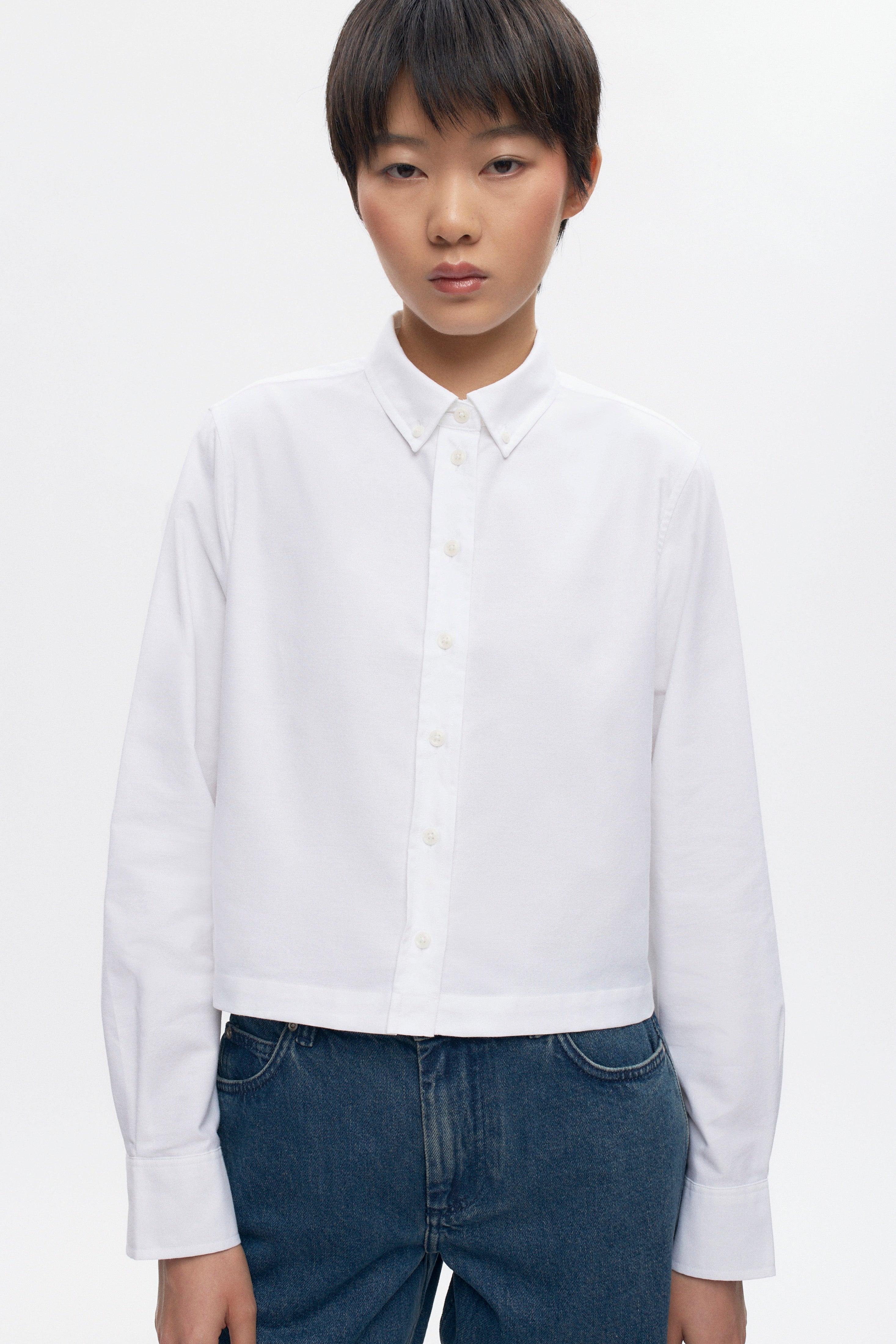 Chemise Oxford courte pour femme en blanc