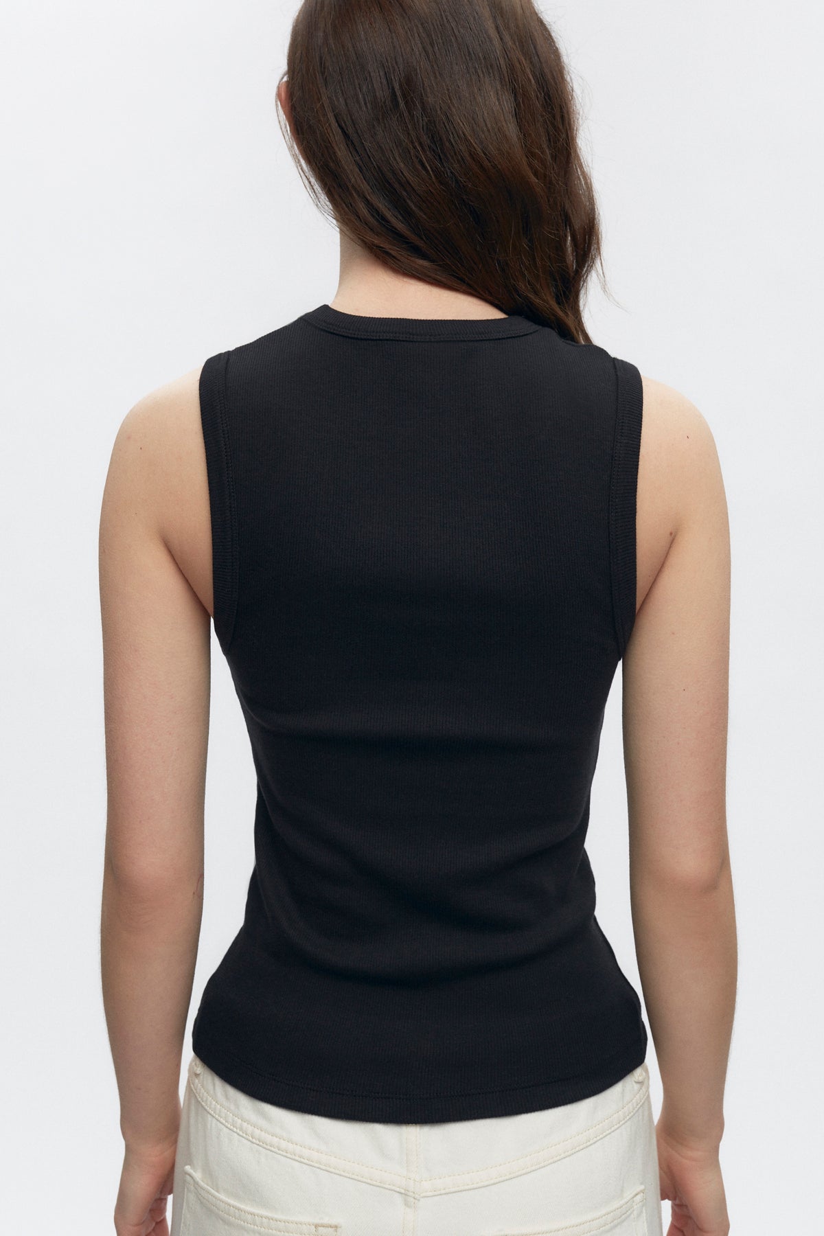 Débardeur décolleté en noir