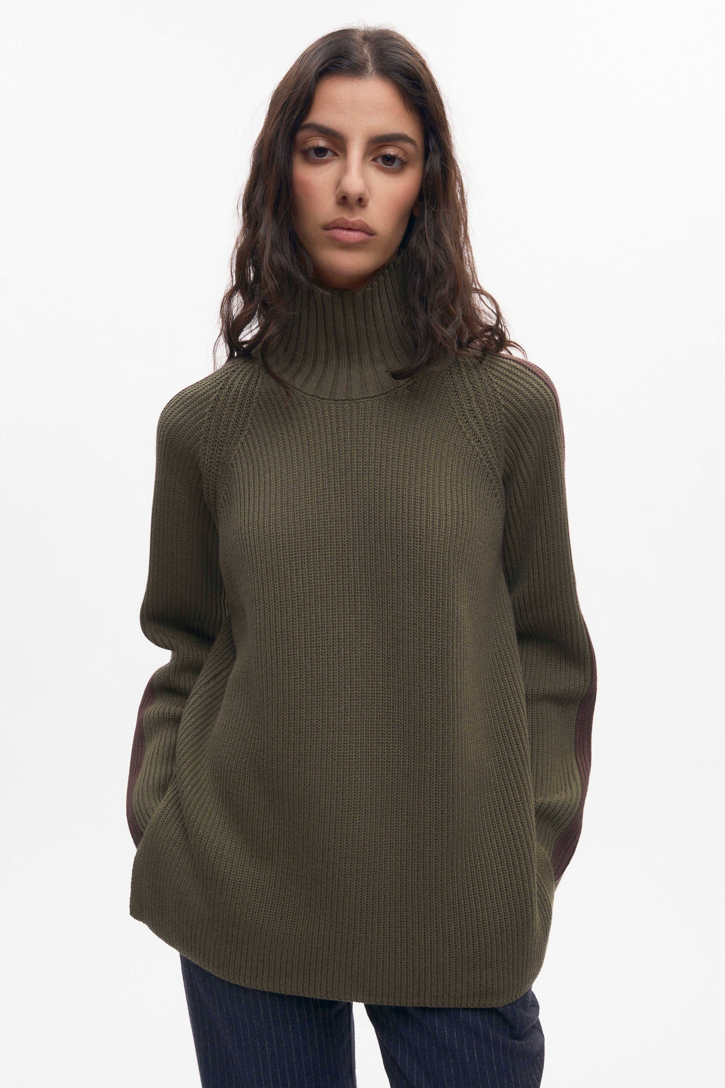 Col roulé Farah pour femme en olive/Graine de café