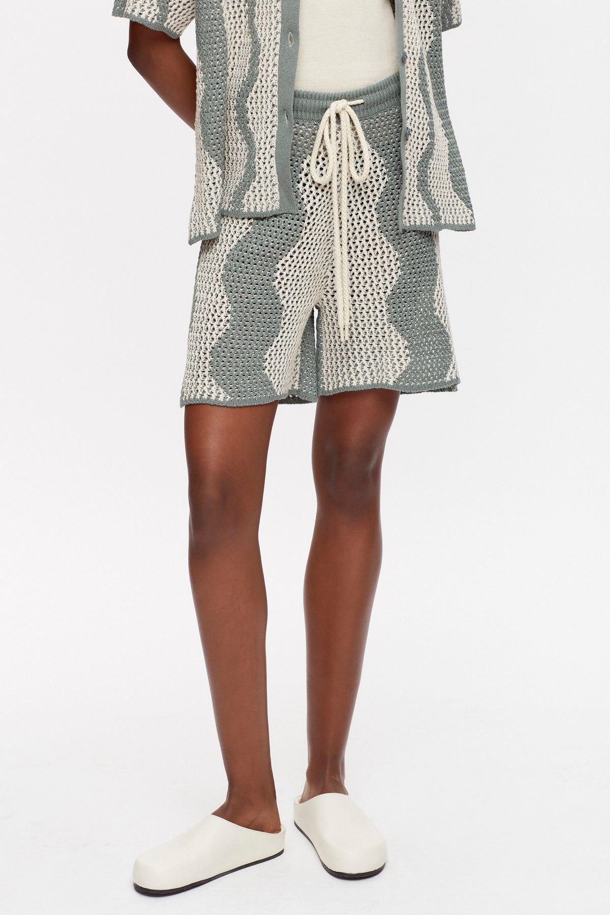Short en tricot Masrah pour femmes en Farrow/Marshmallow