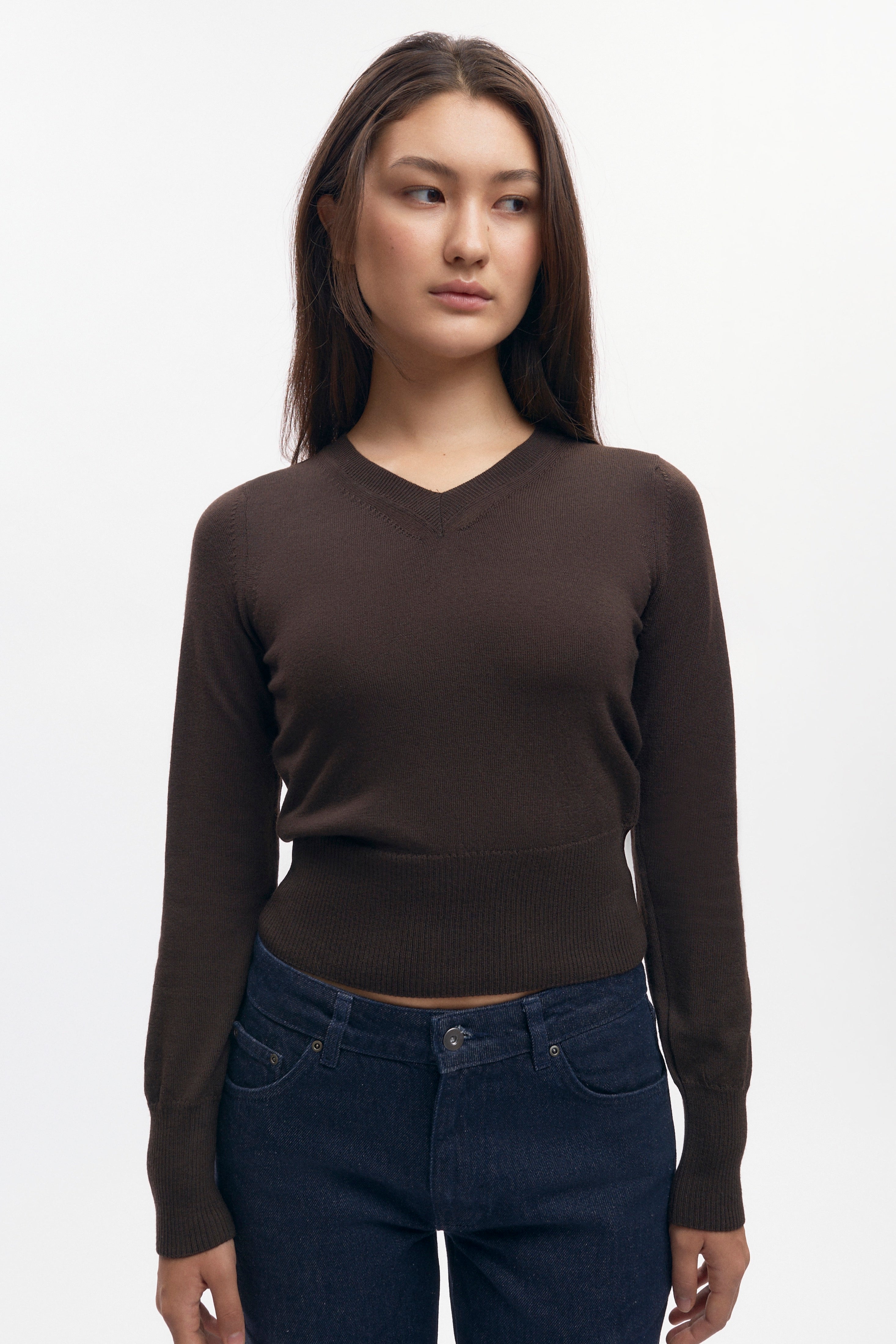 Pull à col en V en laine mérinos pour femme en graine de café