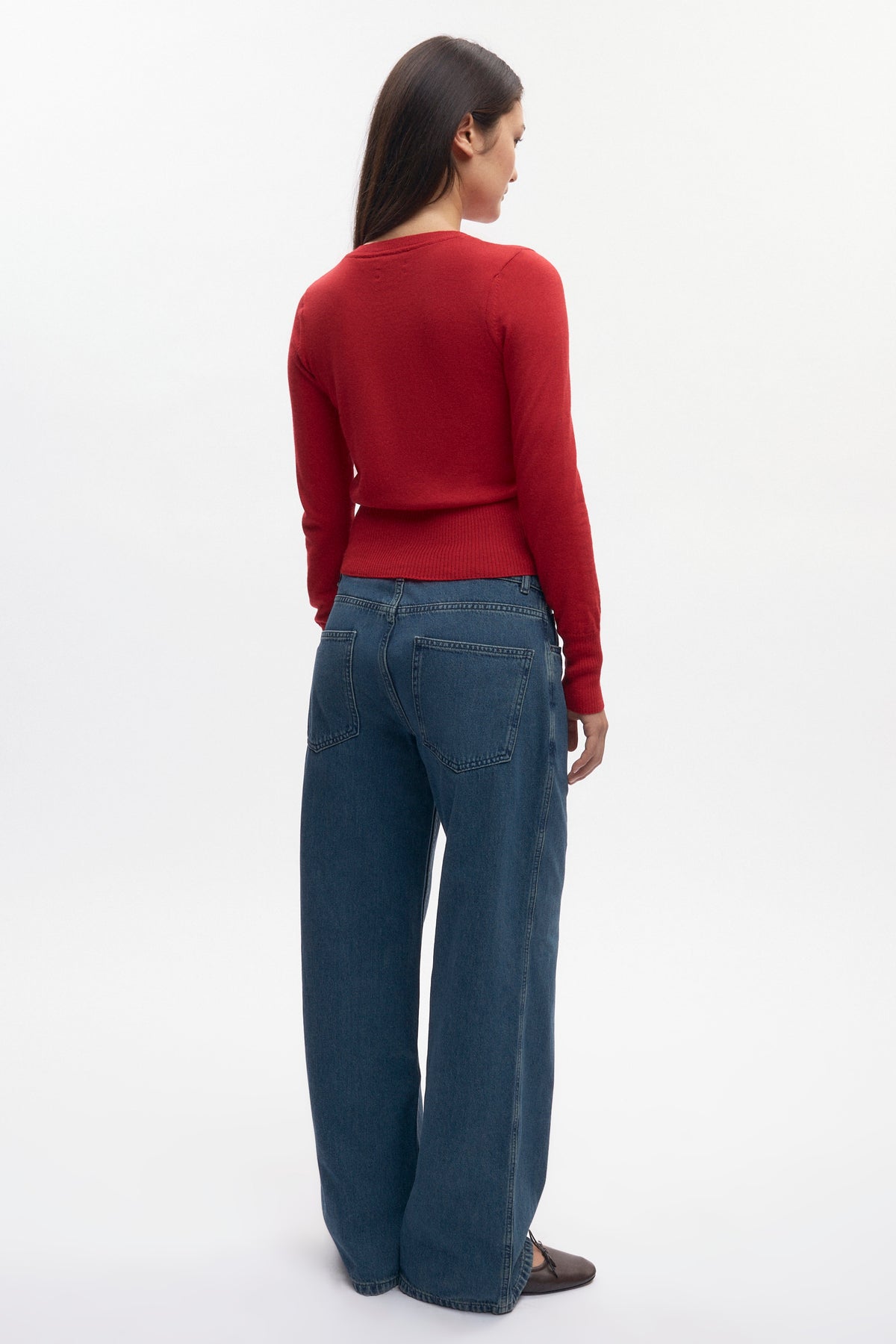 Pull à col en V en laine mérinos pour femme en rouge vif