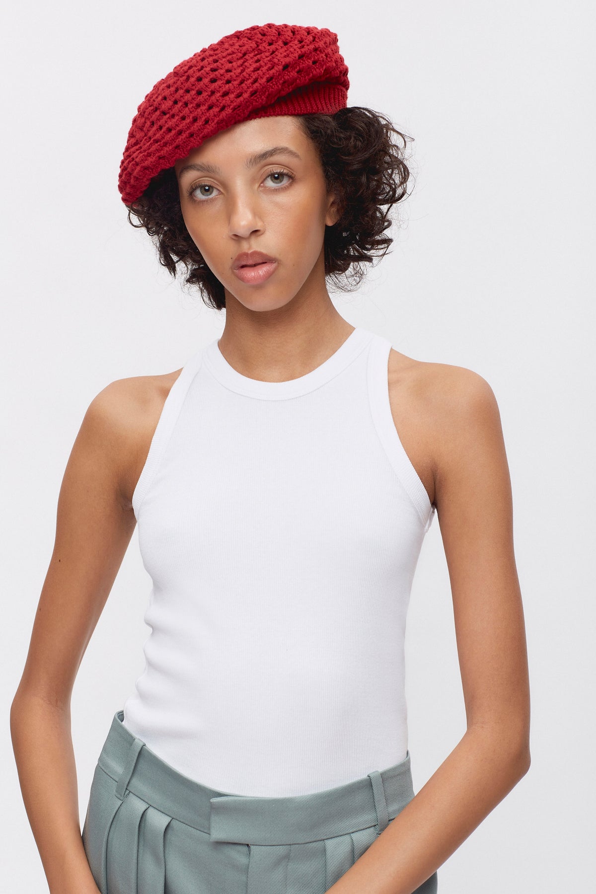 Béret Mina en rouge bouffon