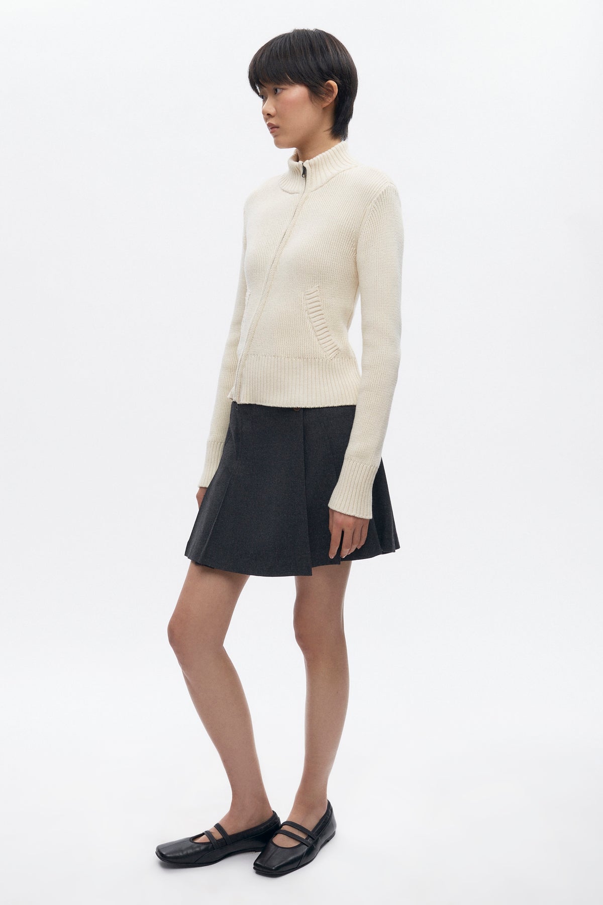Mini-jupe plissée Muna pour femme en charcoal