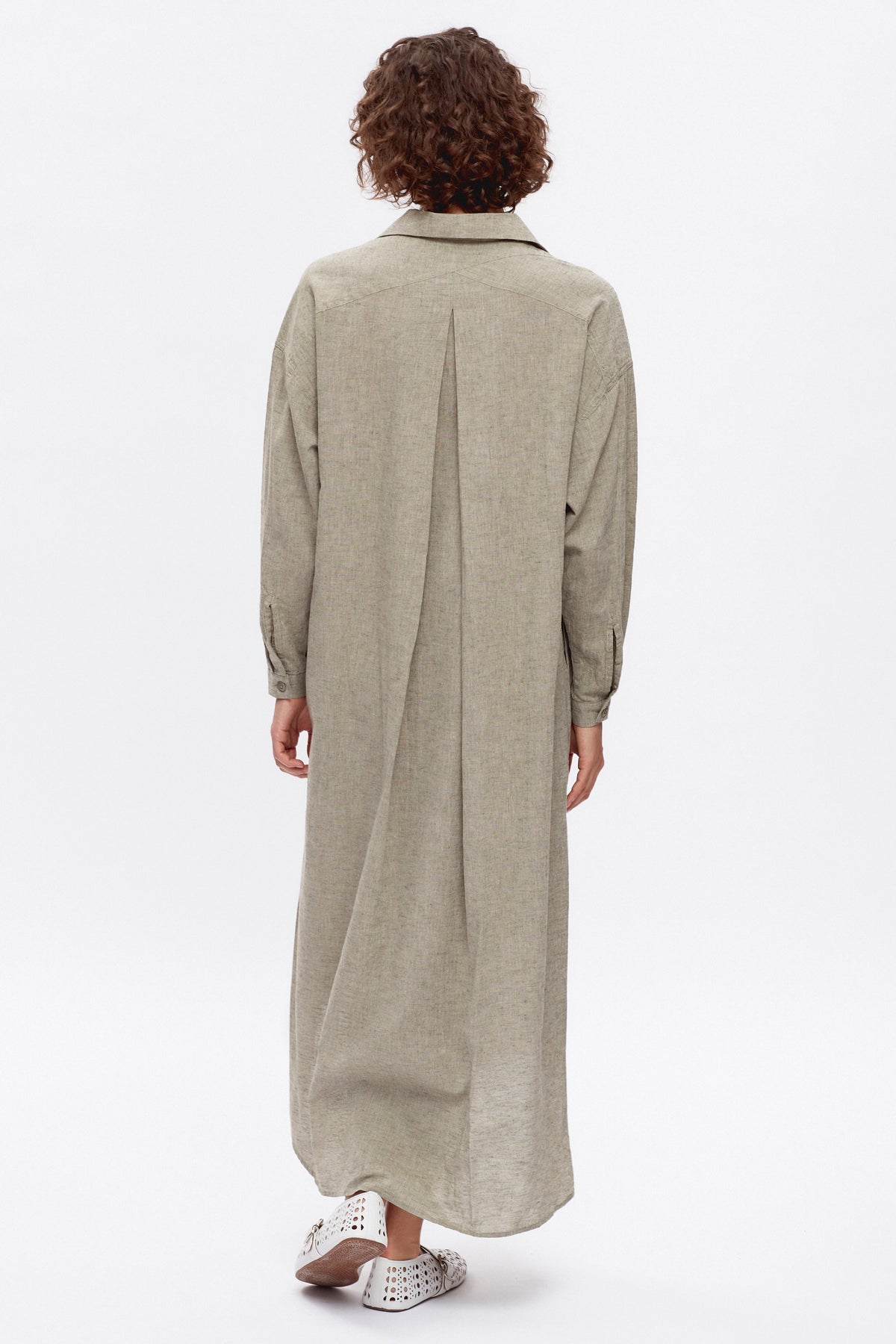 Robe Nawal pour femmes en olive poussiéreuse