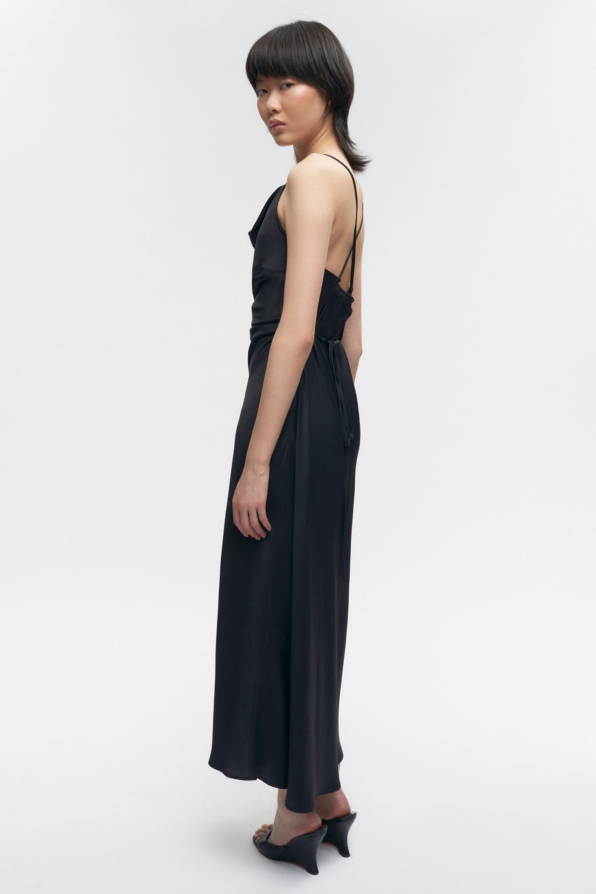 Robe Osiris pour femme en noir