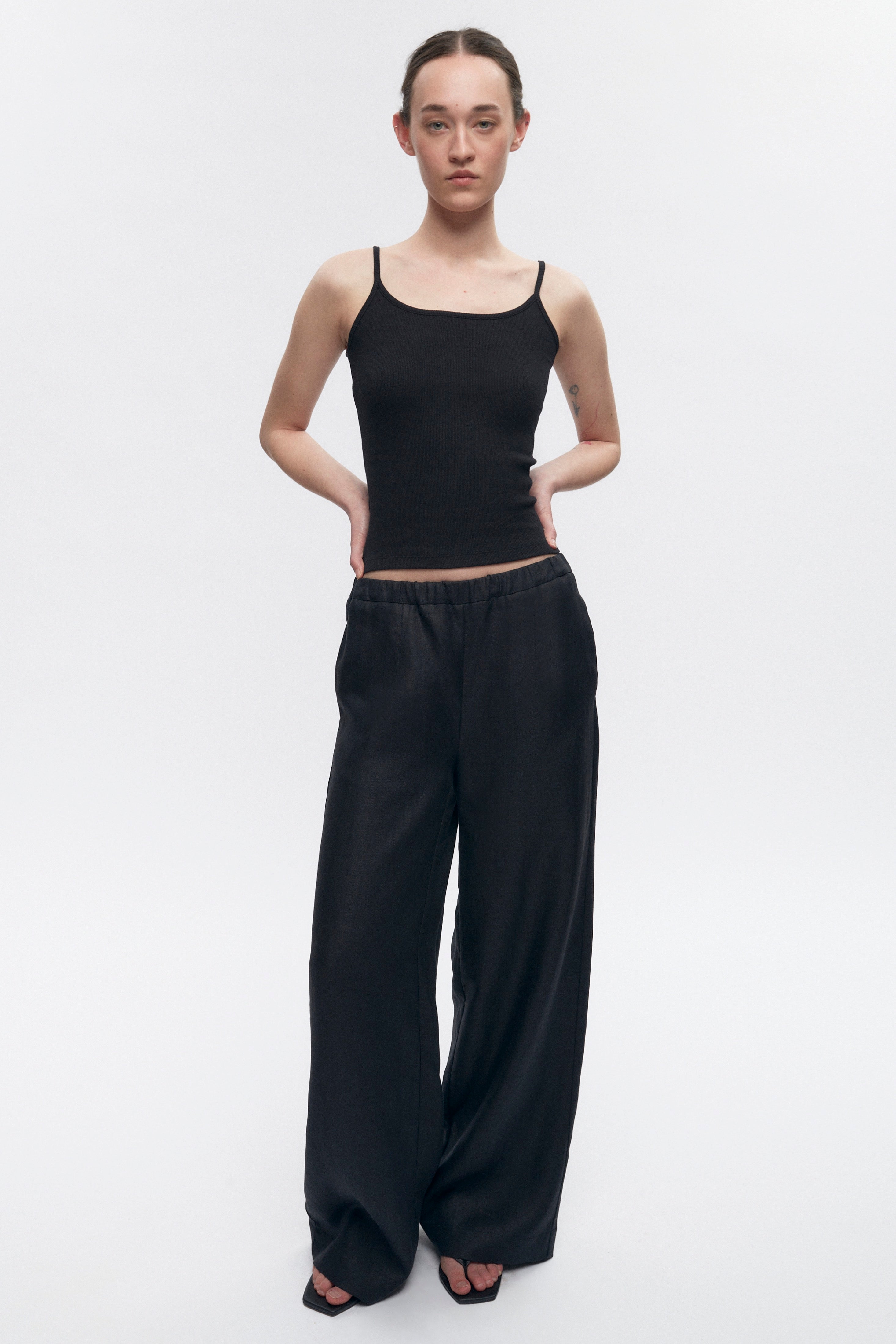 Pantalon à enfiler en lin Persea pour femme en noir