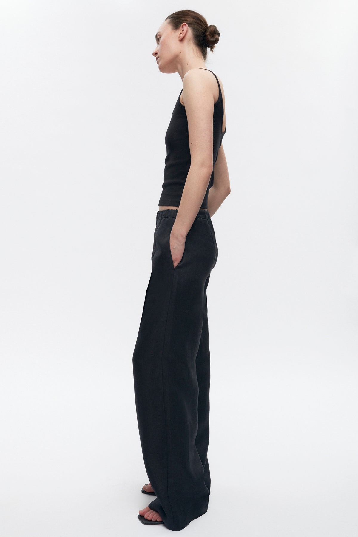 Pantalon à enfiler en lin Persea pour femme en noir