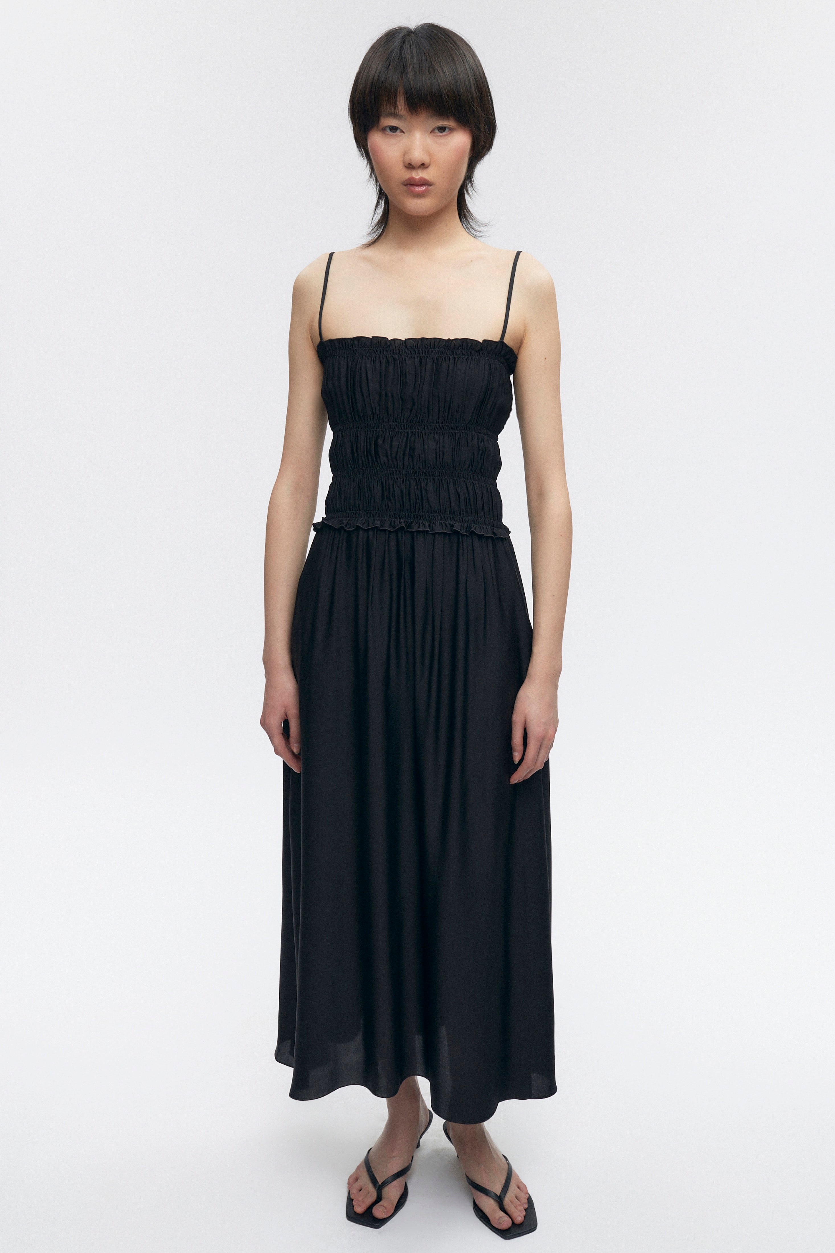 Robe à volants pour femmes en noir