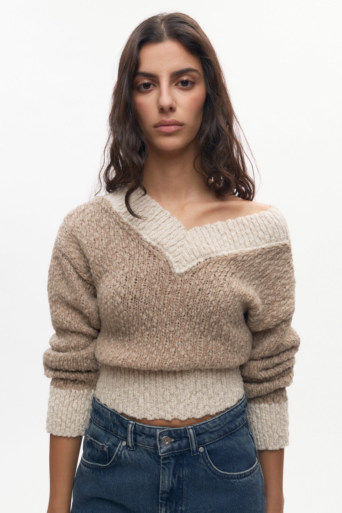 Pull à col en V Sia pour femme en dove/Marshmallow