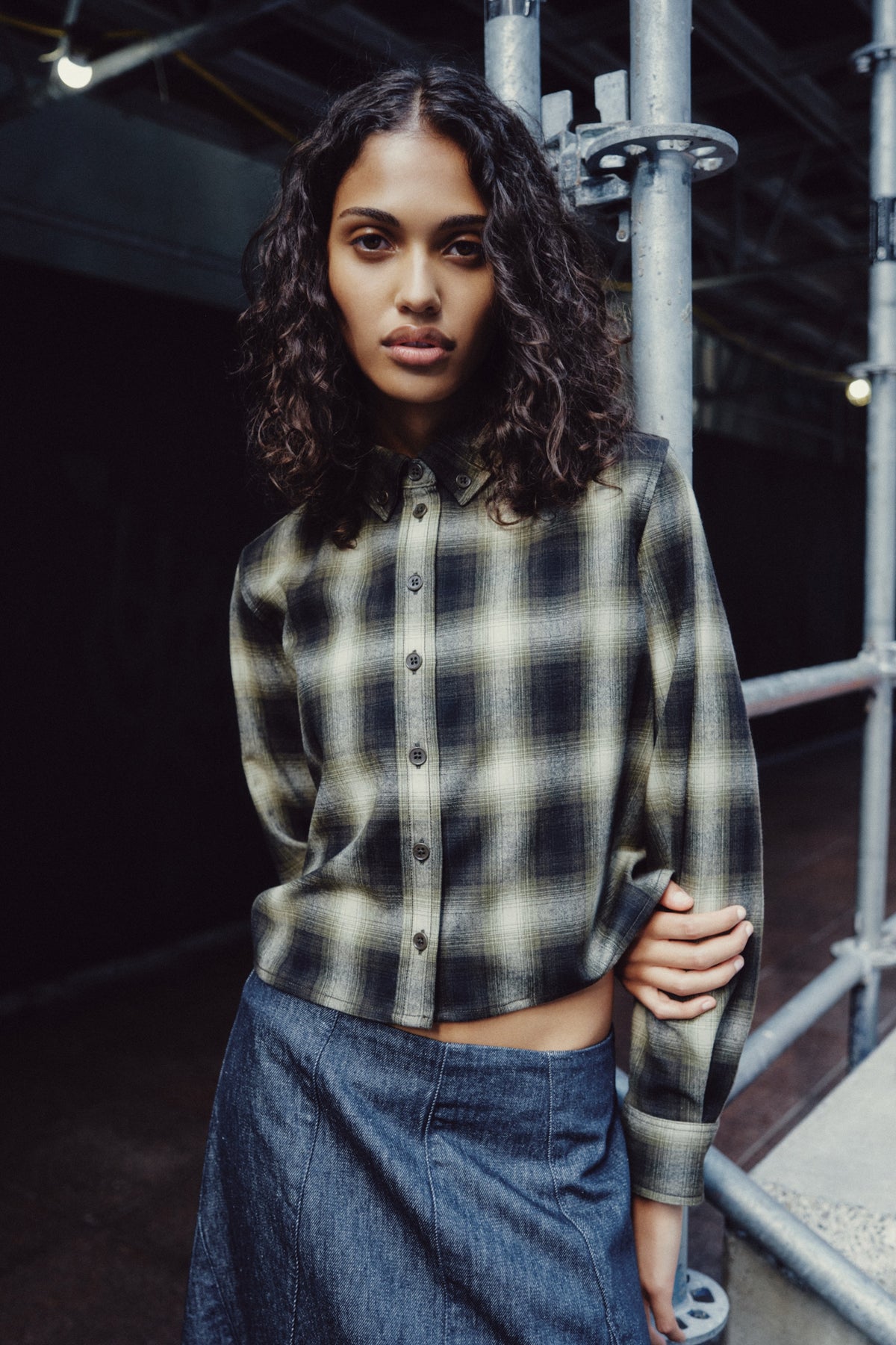 Chemise femme en flanelle de laine en carreaux olive