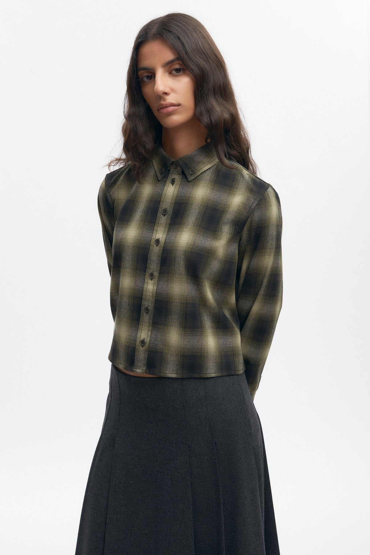 Chemise femme en flanelle de laine en carreaux olive
