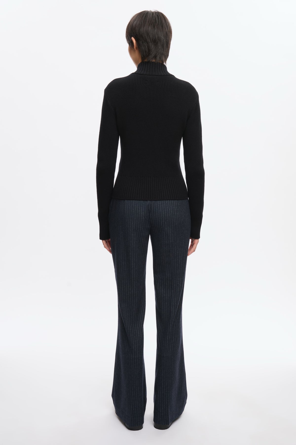 Pull asymétrique à fermeture éclair pour femme en noir