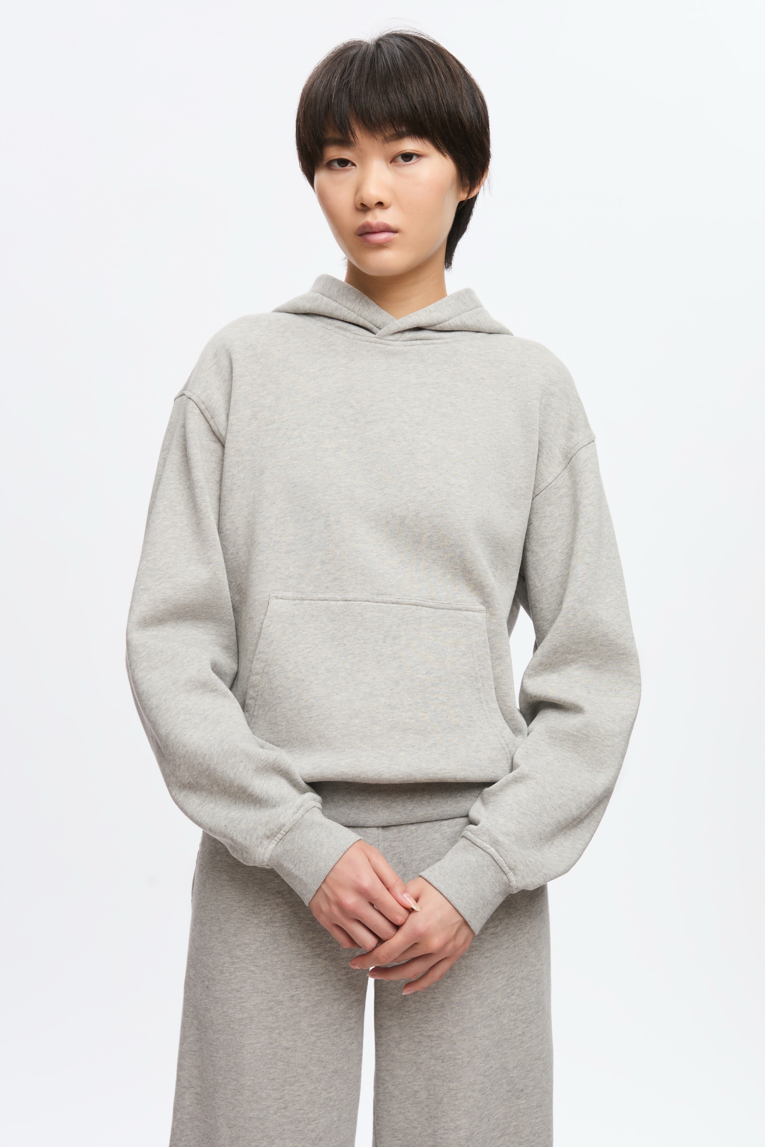 Sweat à capuche Essential pour femme en gris chiné
