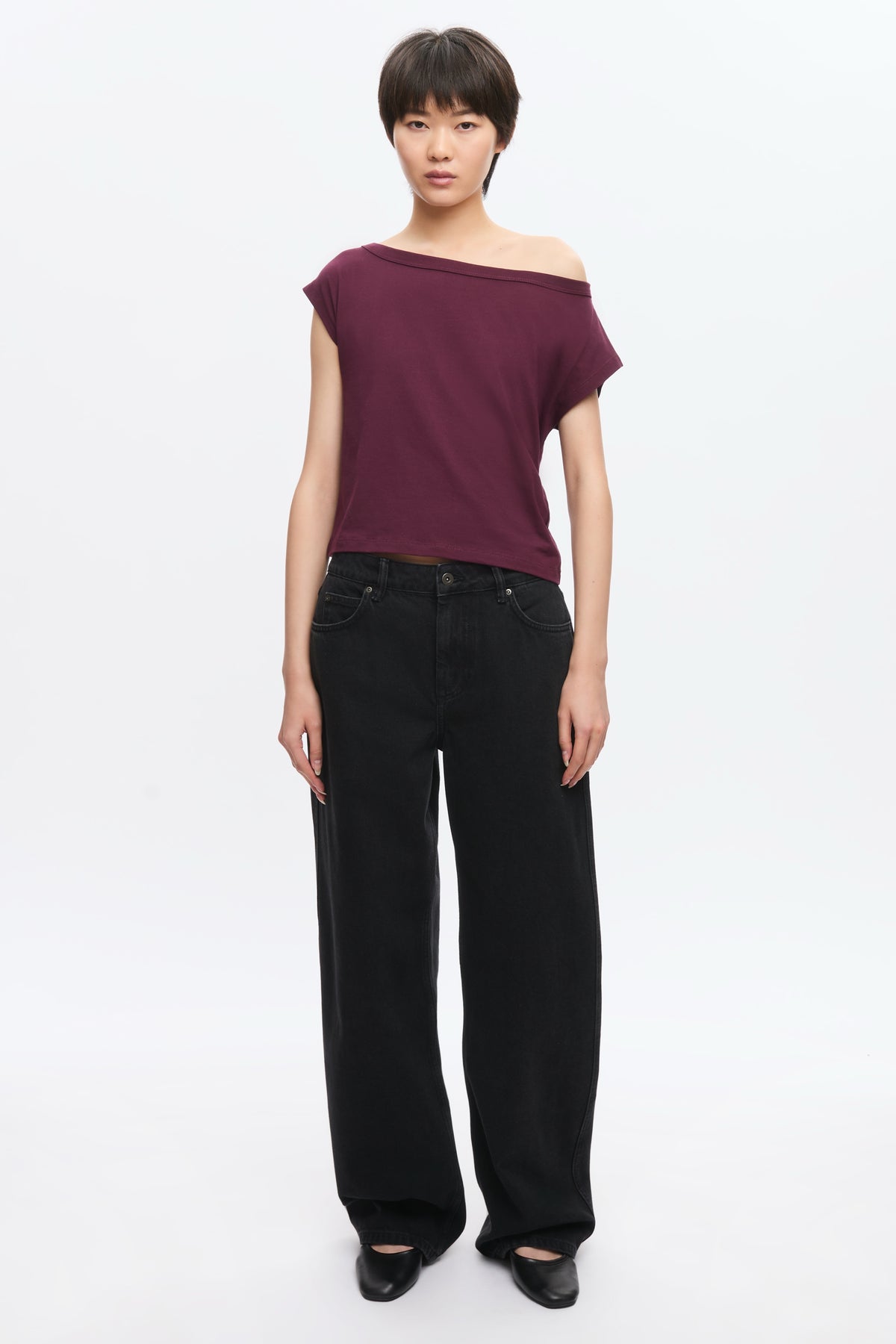 Women's Off Shoulder Tee in Plum